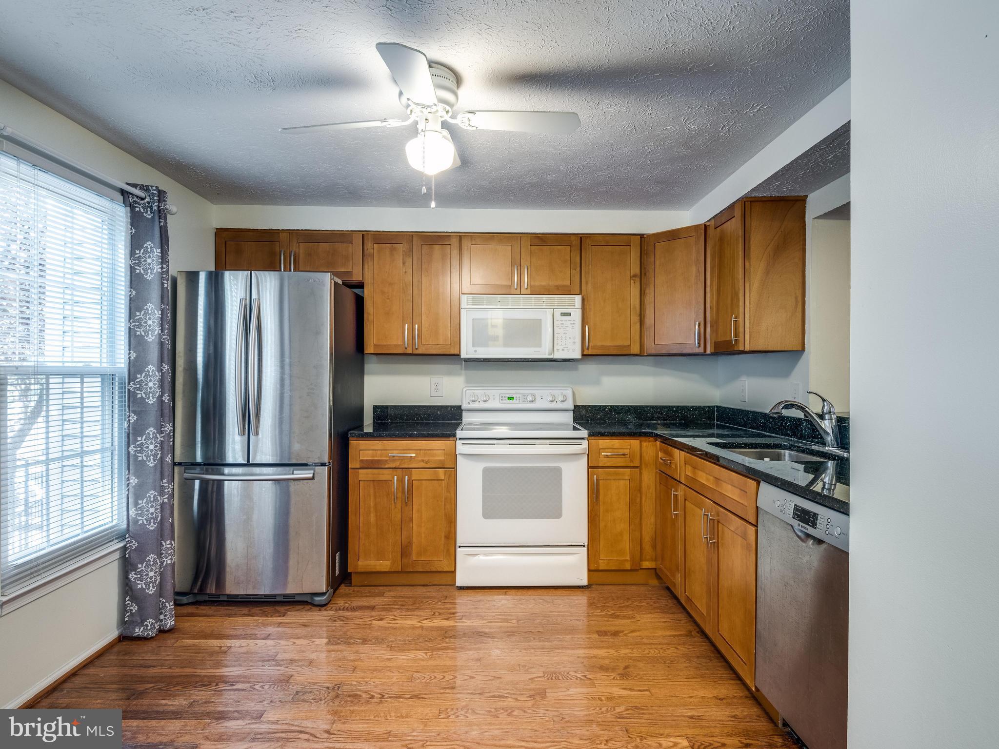 RESTON - Residential Lease