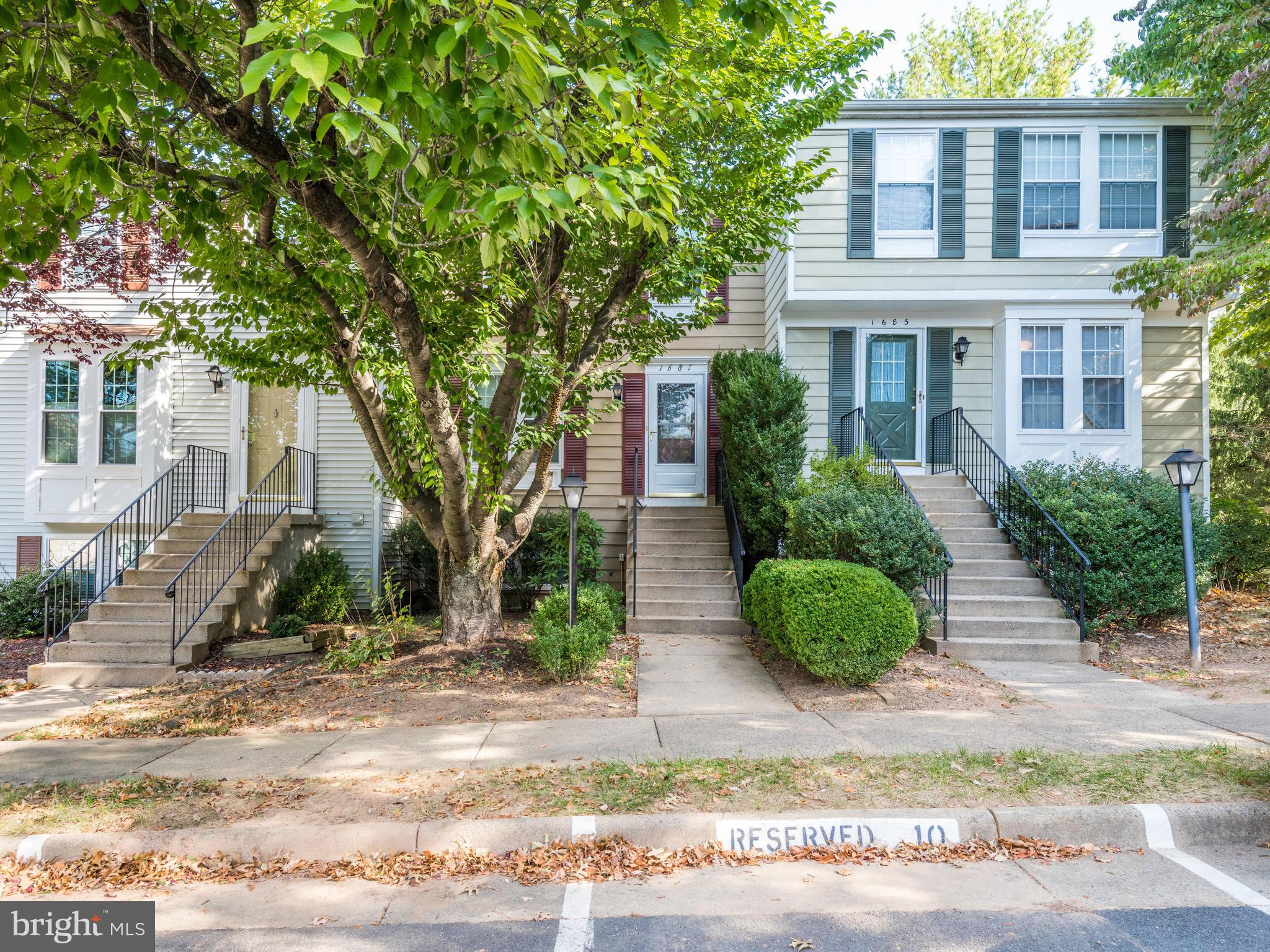 RESTON - Residential Lease
