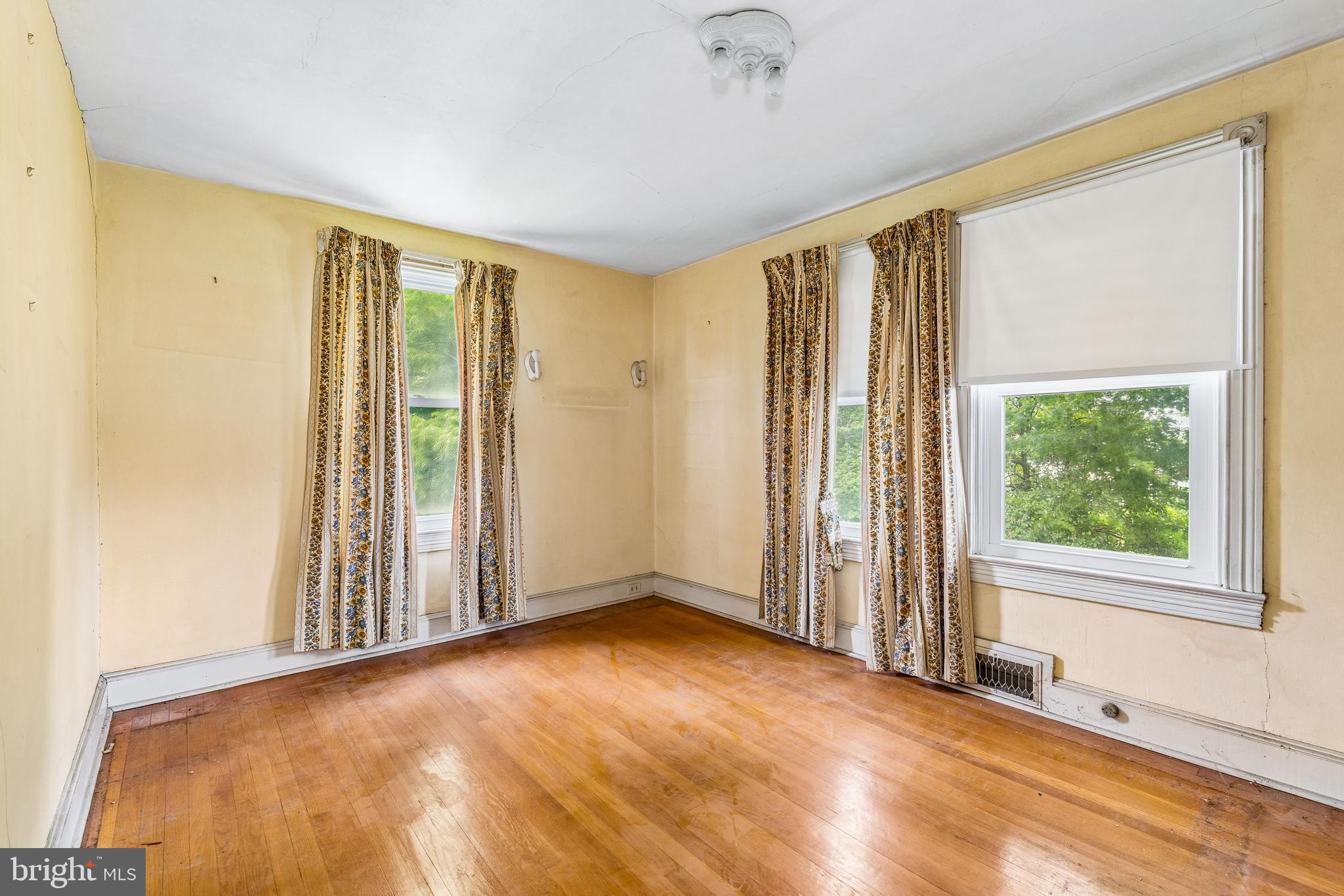 ELKTON HEIGHTS - Residential