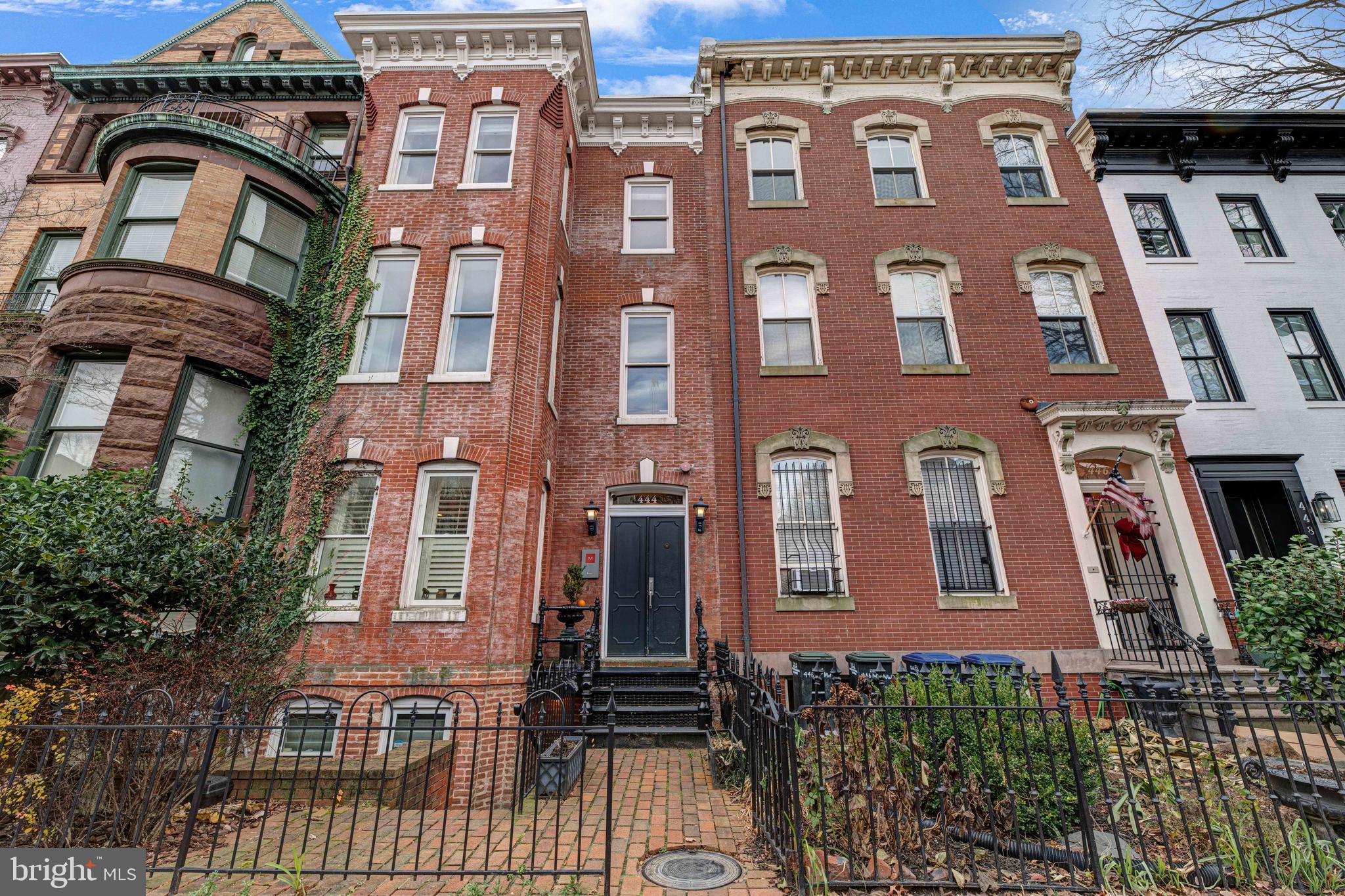 Welcome to your new home at 444 M St NW! Entering this immaculate 2BR/1BA home you are greeted with charming exposed brick wall, tons of natural lights, and a sky light. The open concept living space allows for plenty of design options for living/dining and entertaining. The kitchen boasts an expansive footprint with stainless steel appliances as well as tons of cabinet and counters. There is an additional huge center island for additional counter or seating options. The bedrooms are generous in size, have excellent storage and tons of natural light.

You will love this unbeatable Mt. Vernon location. The condo is in walking distance to everything- grocery, shopping, bars/restaurants. It is central to several other neighborhoods including Shaw, Logan Circle, Chinatown/City Center, & NOMA/union market. Only a couple blocks from home is a grocery store (Safeway), the convention center metro station (green/yellow line), and restaurants including DLena, Mandu, Rasa, and dozens more.