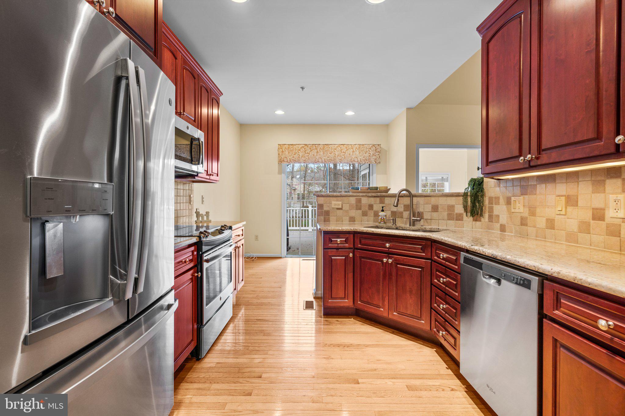 HICKORY CREST - Residential