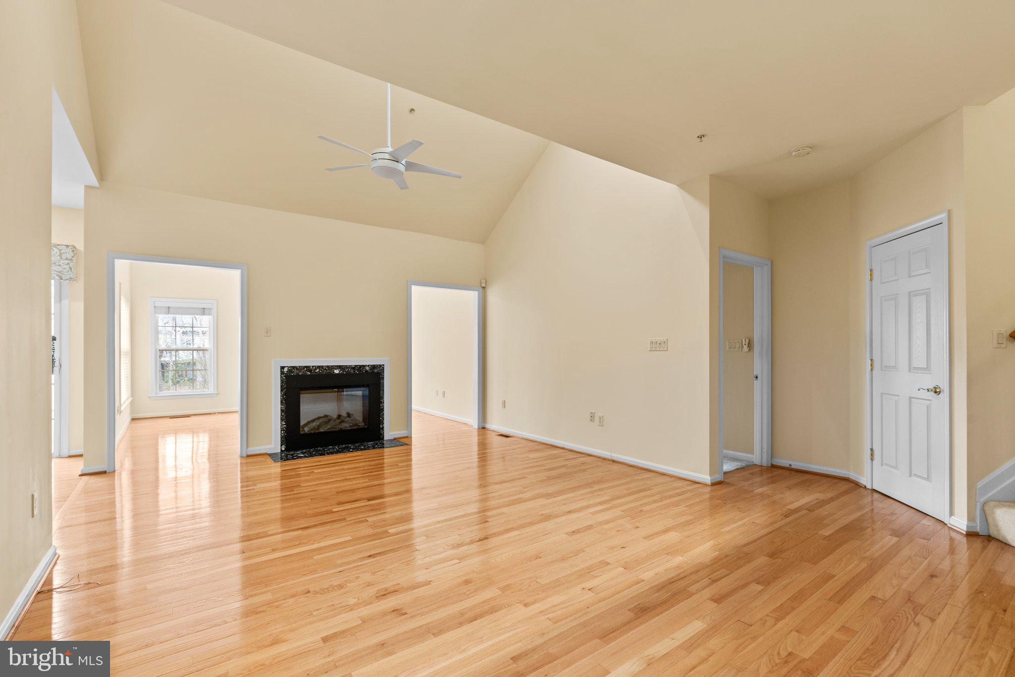 HICKORY CREST - Residential