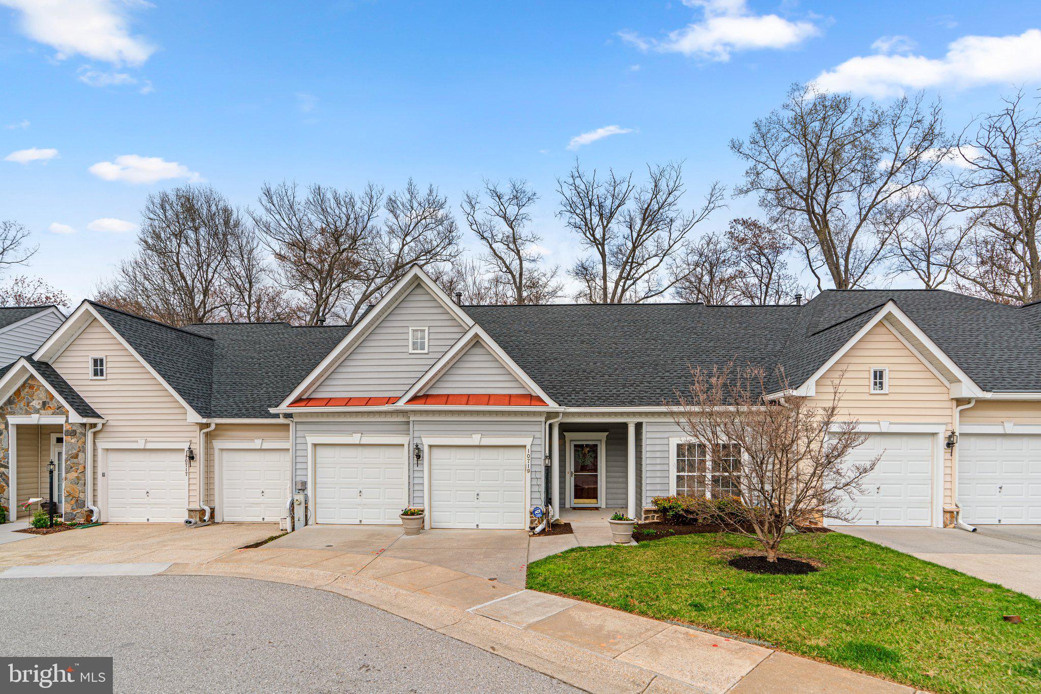 HICKORY CREST - Residential