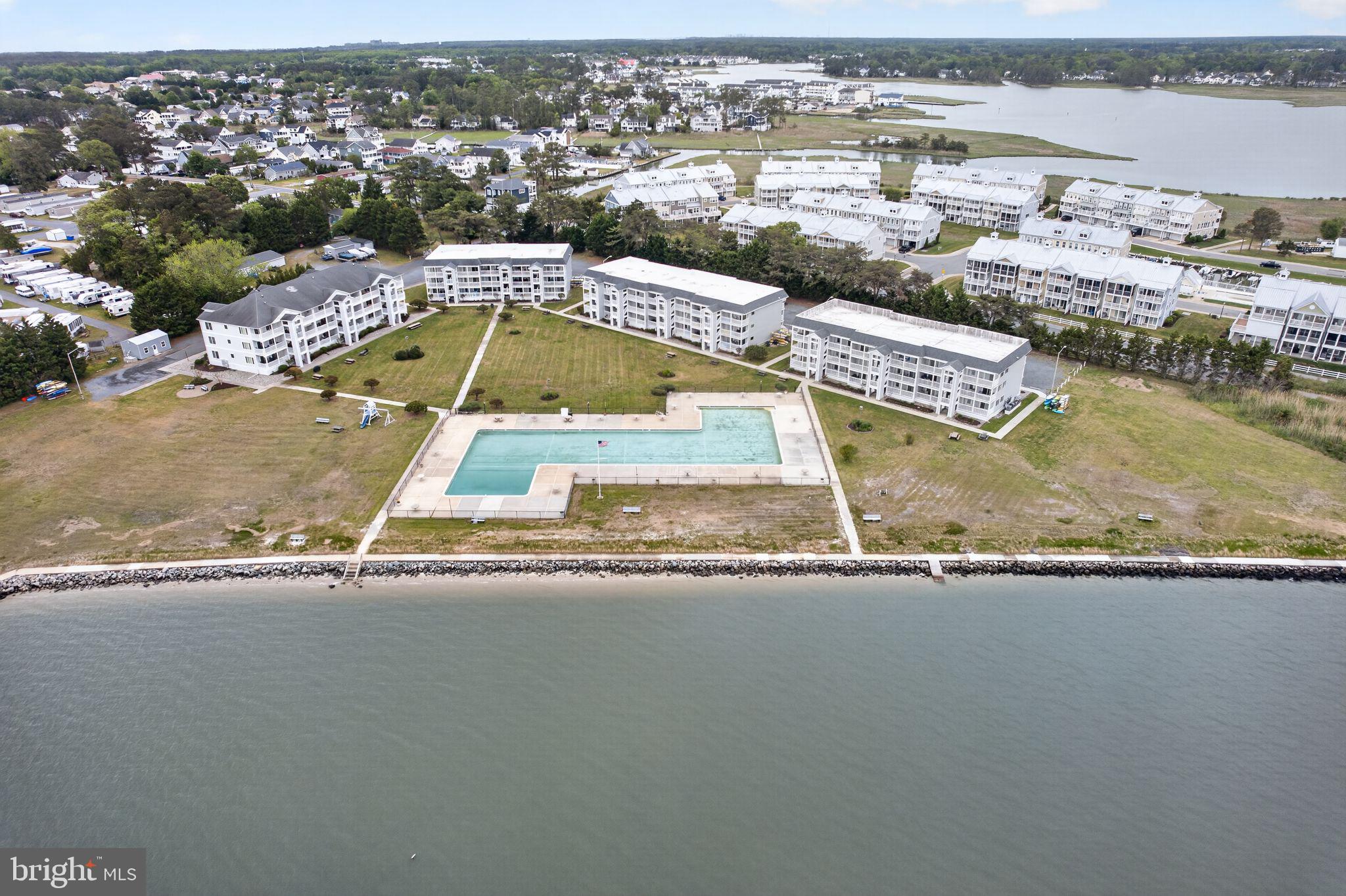 CEDAR SHORES - Residential