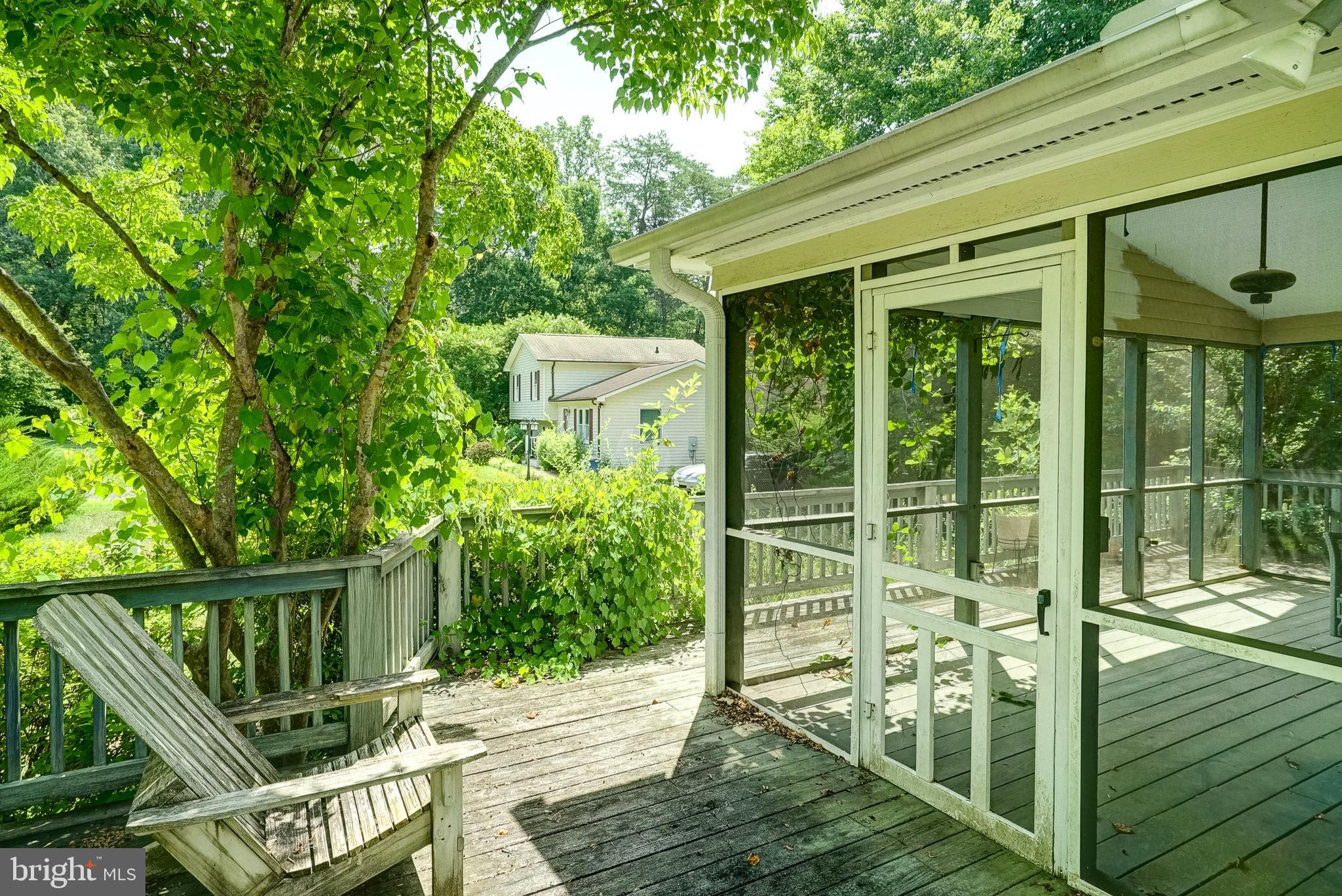 ROLLING WOODS - Residential