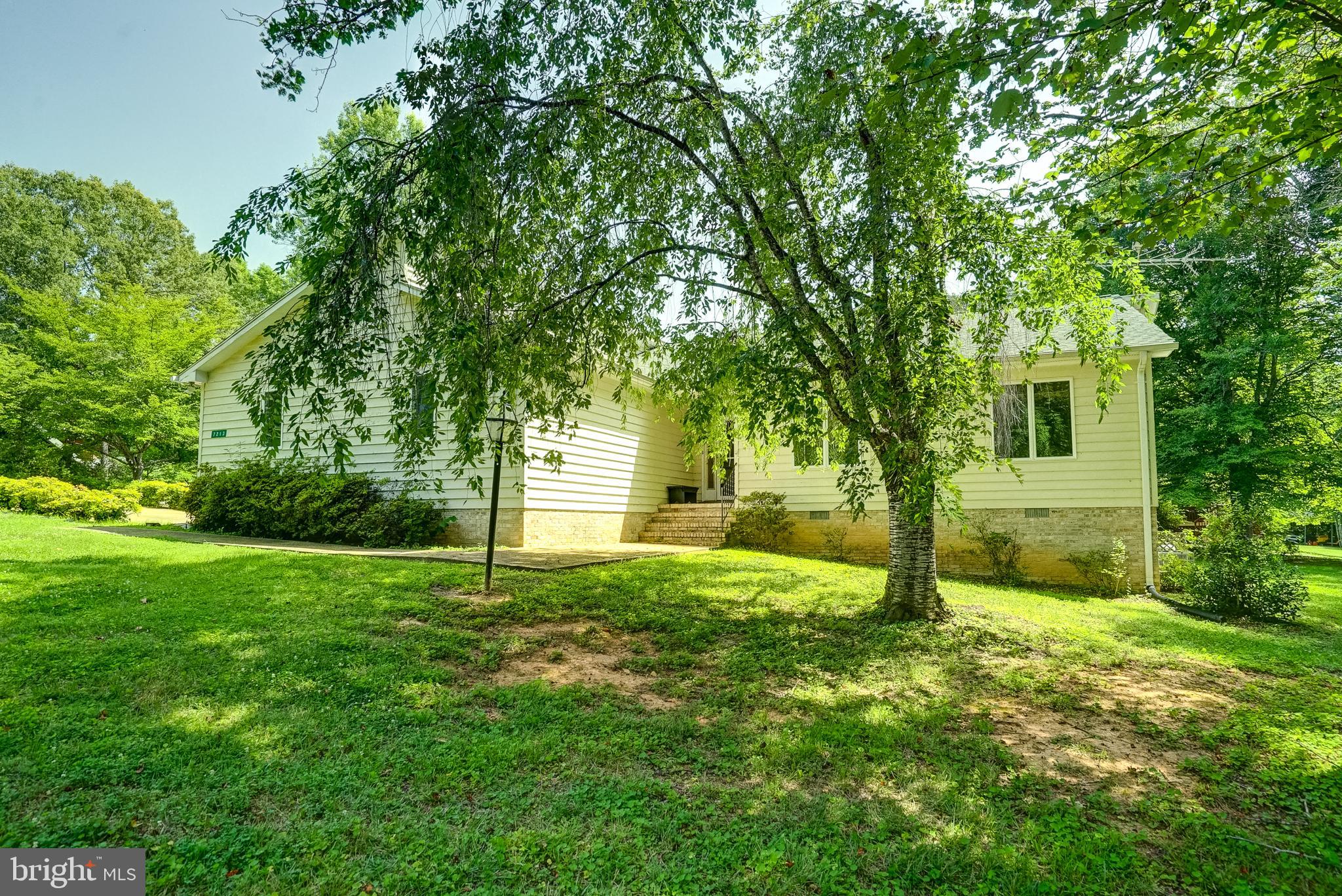 ROLLING WOODS - Residential