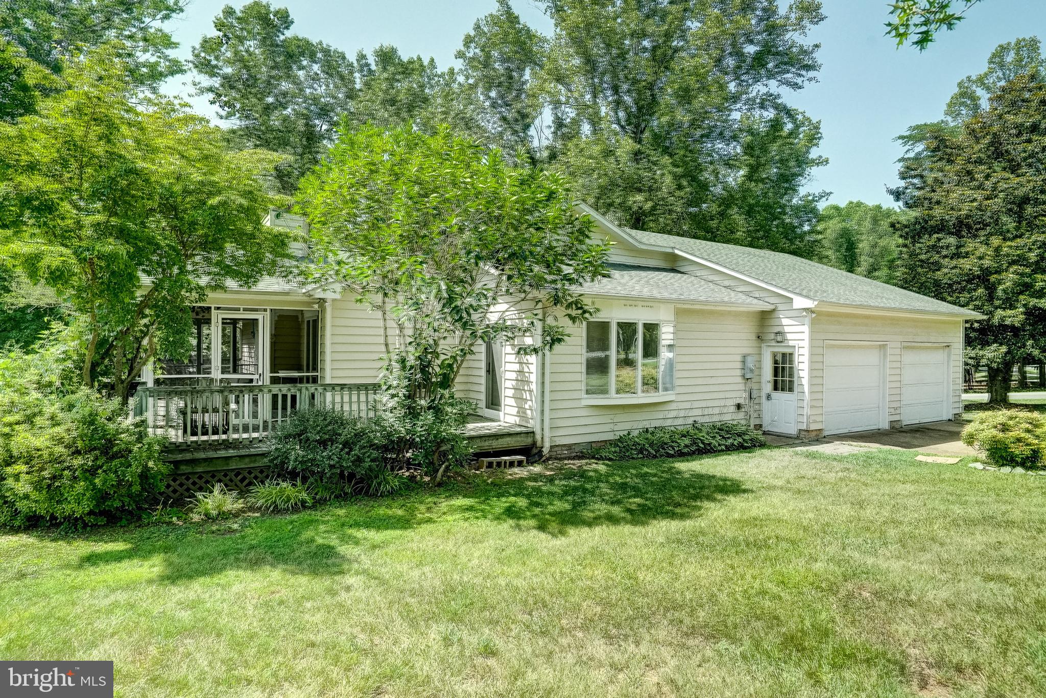 ROLLING WOODS - Residential