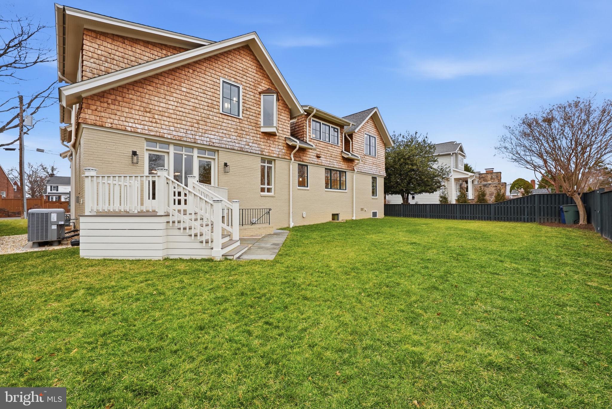 GEORGE WASHINGTON PARK - Residential