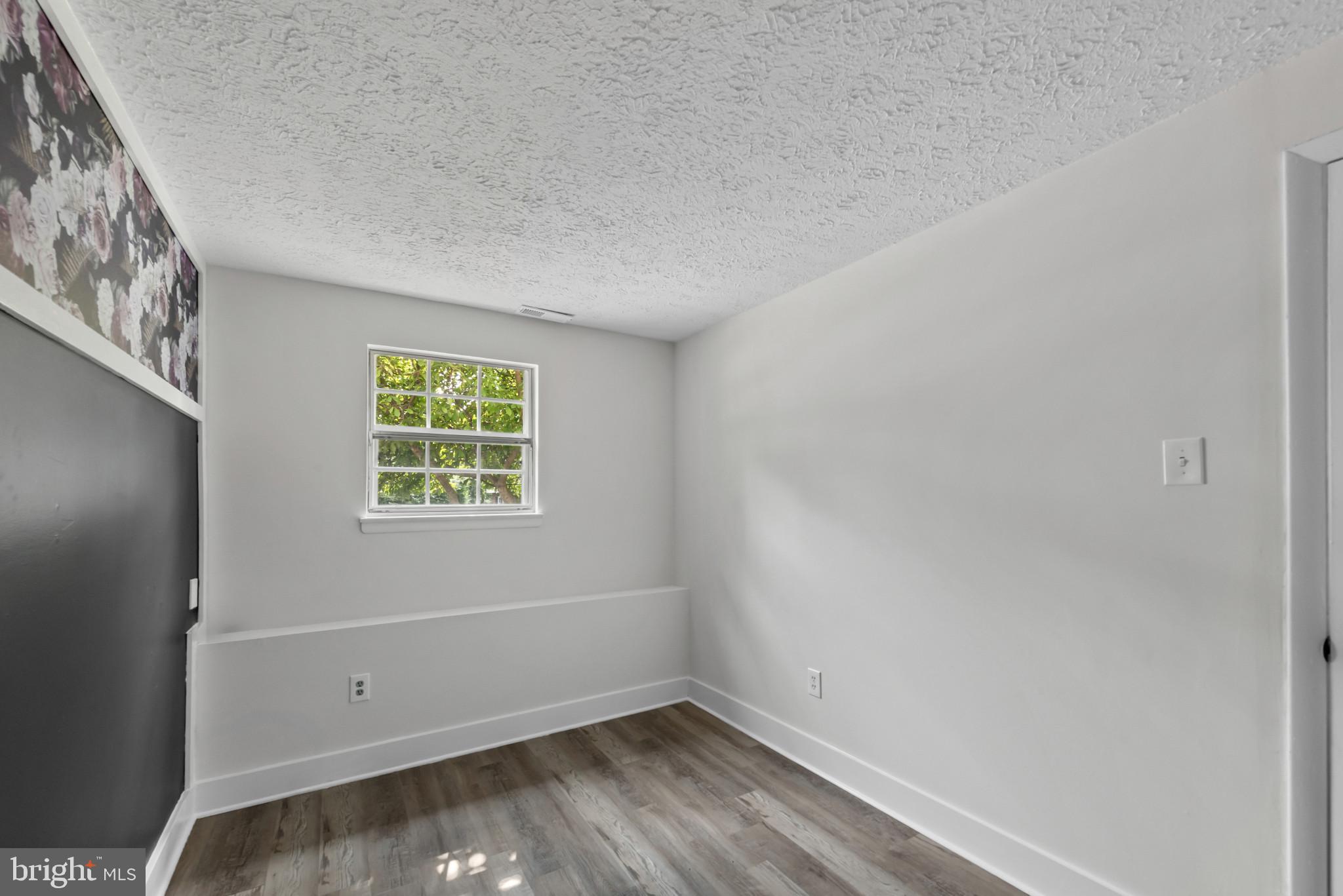CARROLLTOWNE - Residential