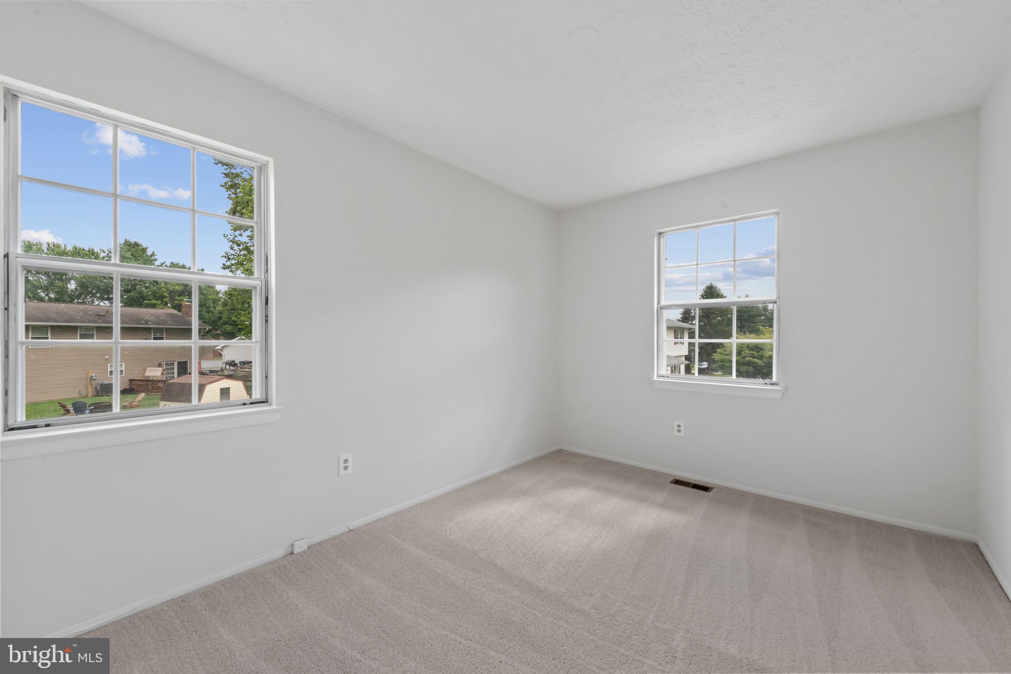 CARROLLTOWNE - Residential