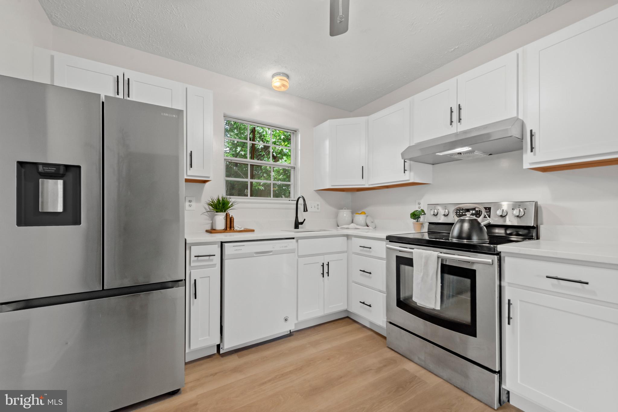 CARROLLTOWNE - Residential