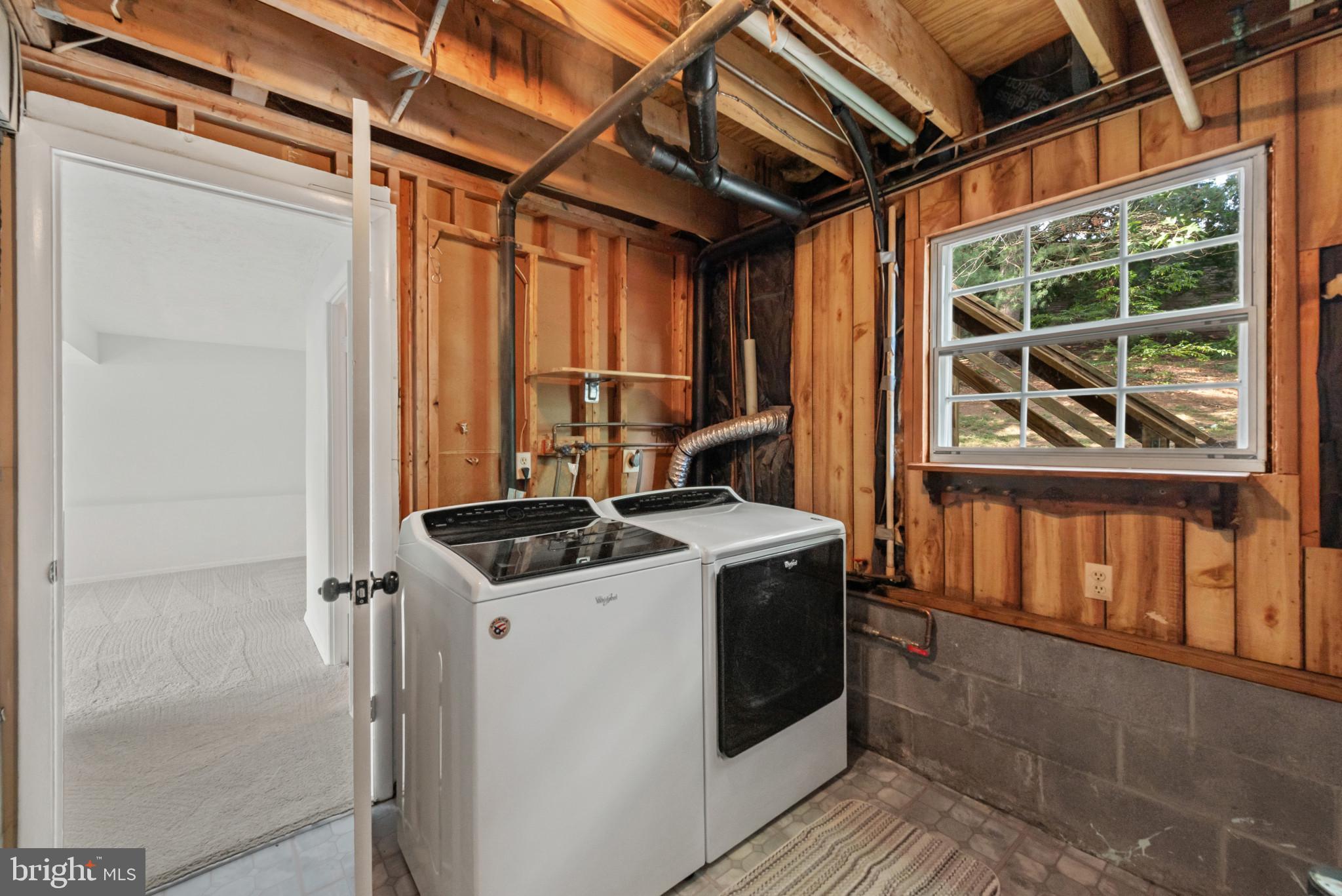CARROLLTOWNE - Residential