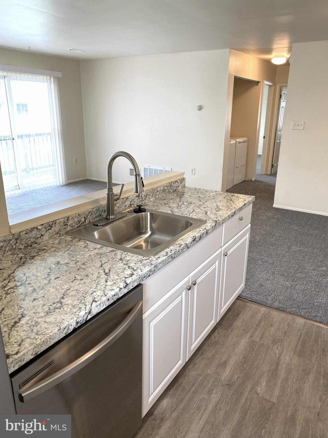 EDGEWATER VILLAGE - Residential