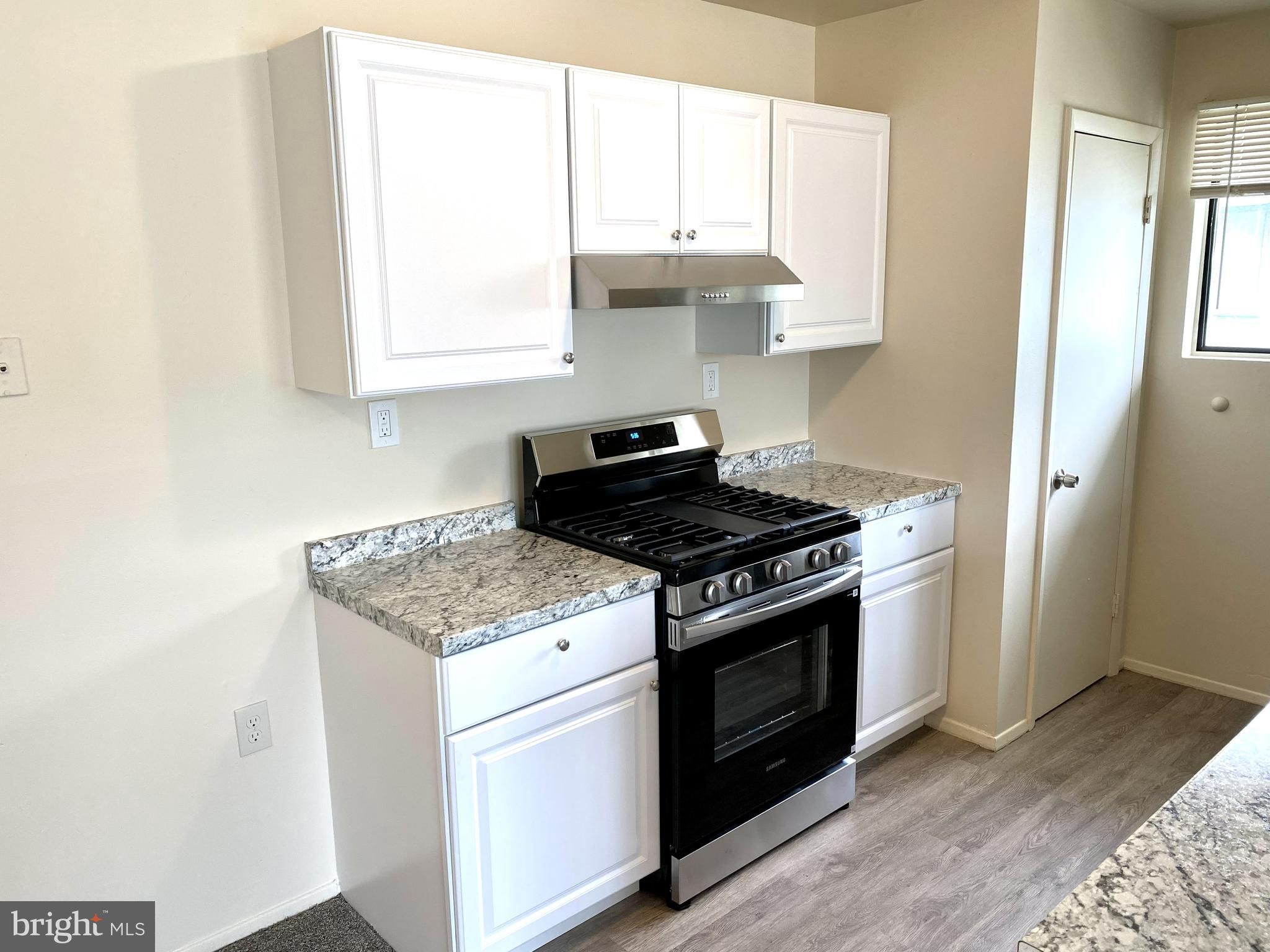 EDGEWATER VILLAGE - Residential