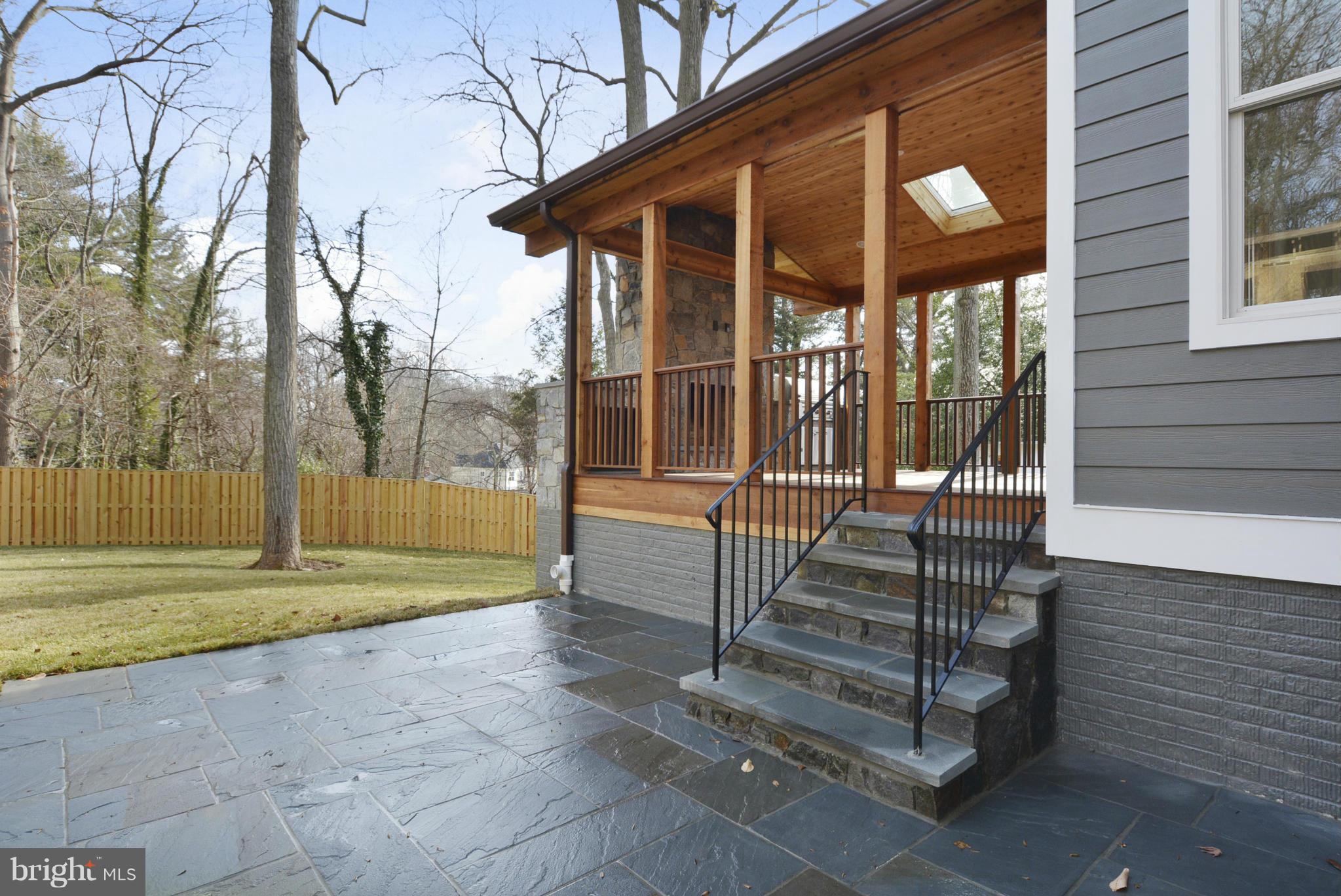 COLUMBIA FOREST - Residential