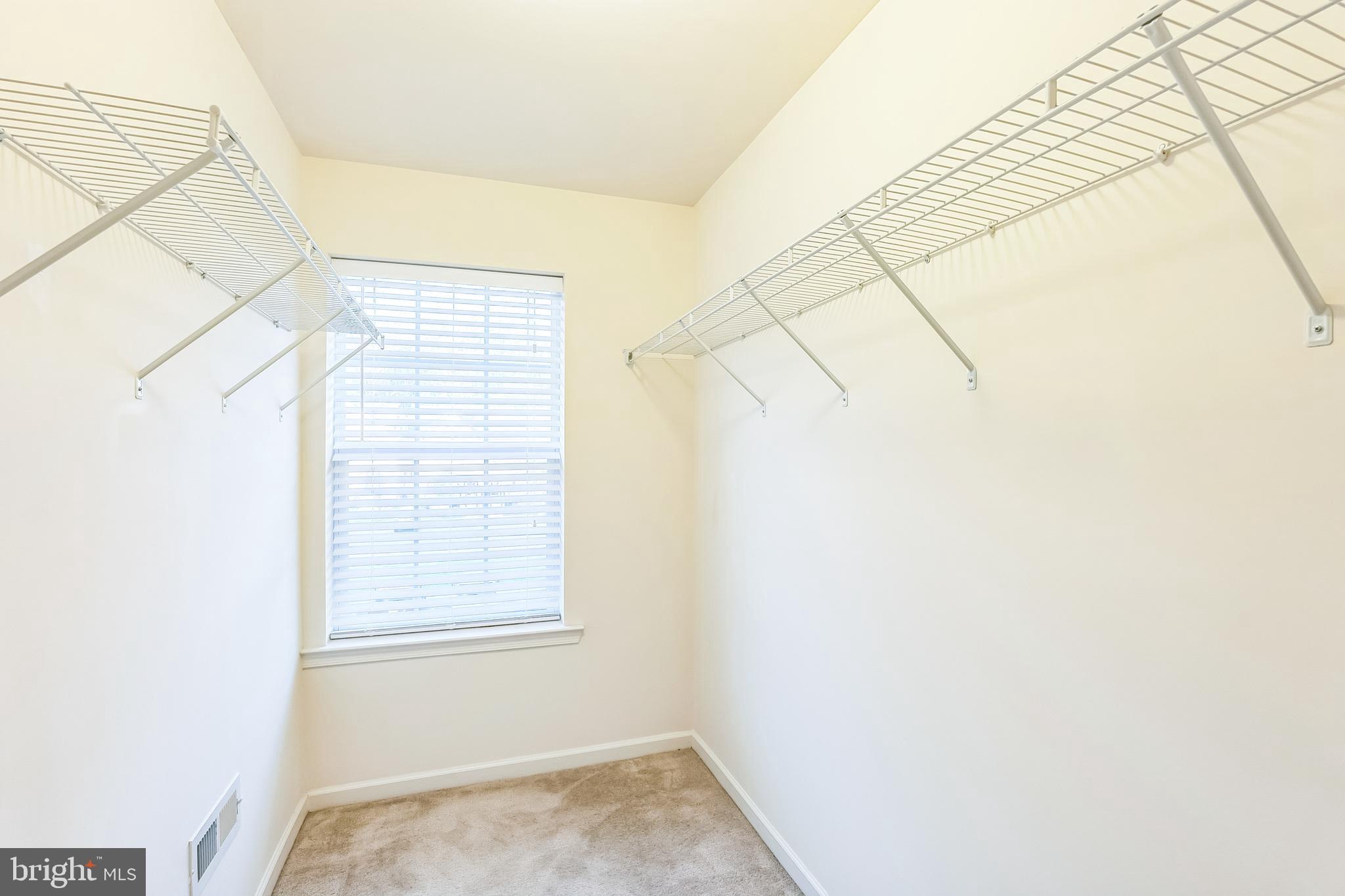 CARRIAGE HILL - Residential Lease