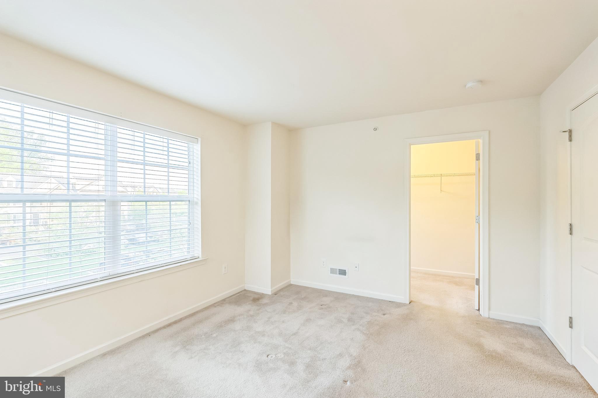 CARRIAGE HILL - Residential Lease