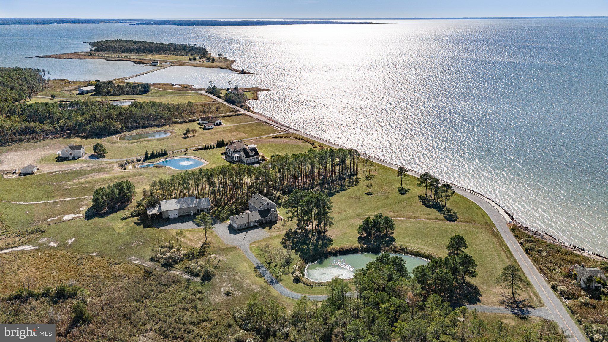RAGGED POINT - Residential