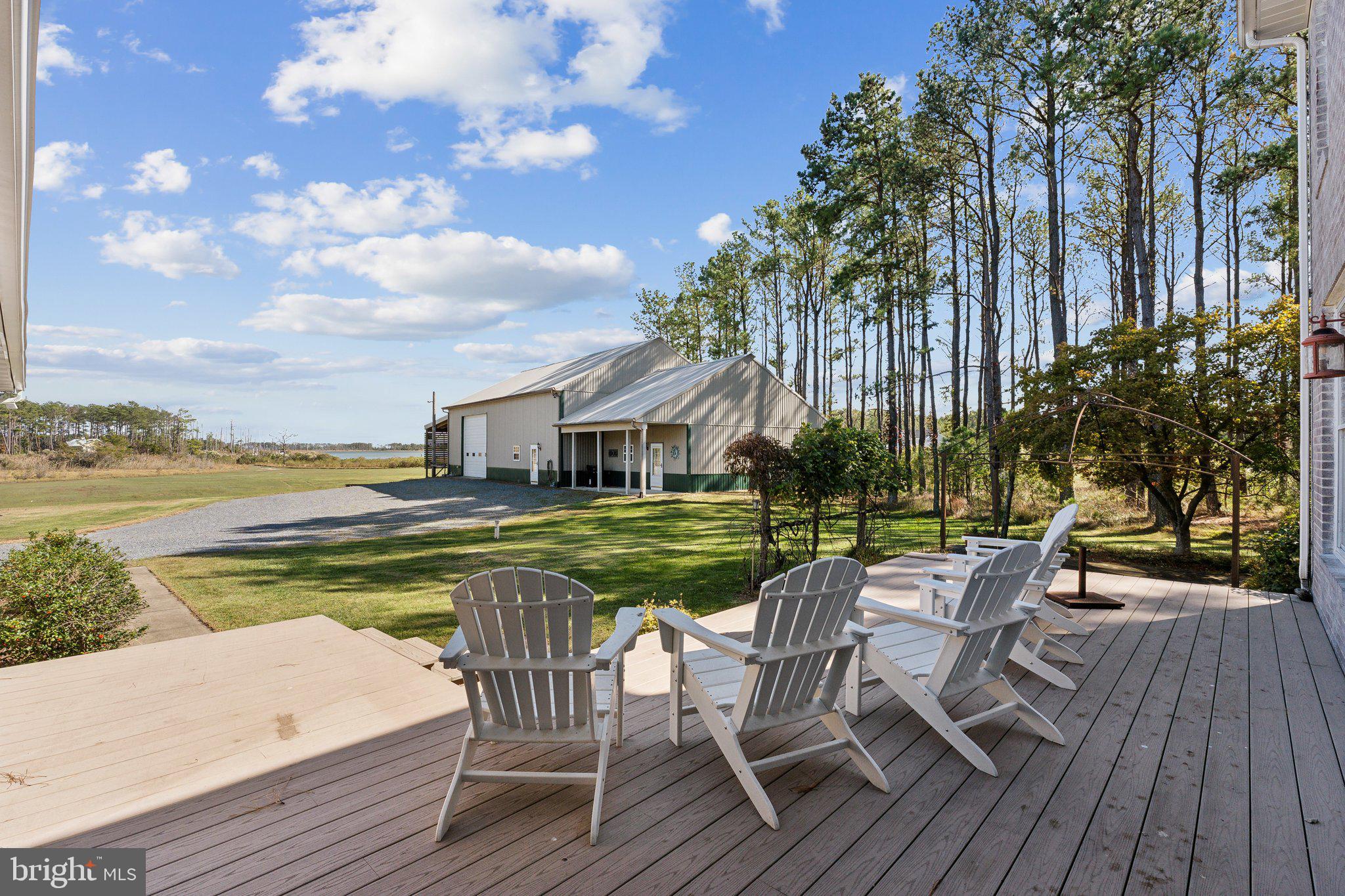 RAGGED POINT - Residential