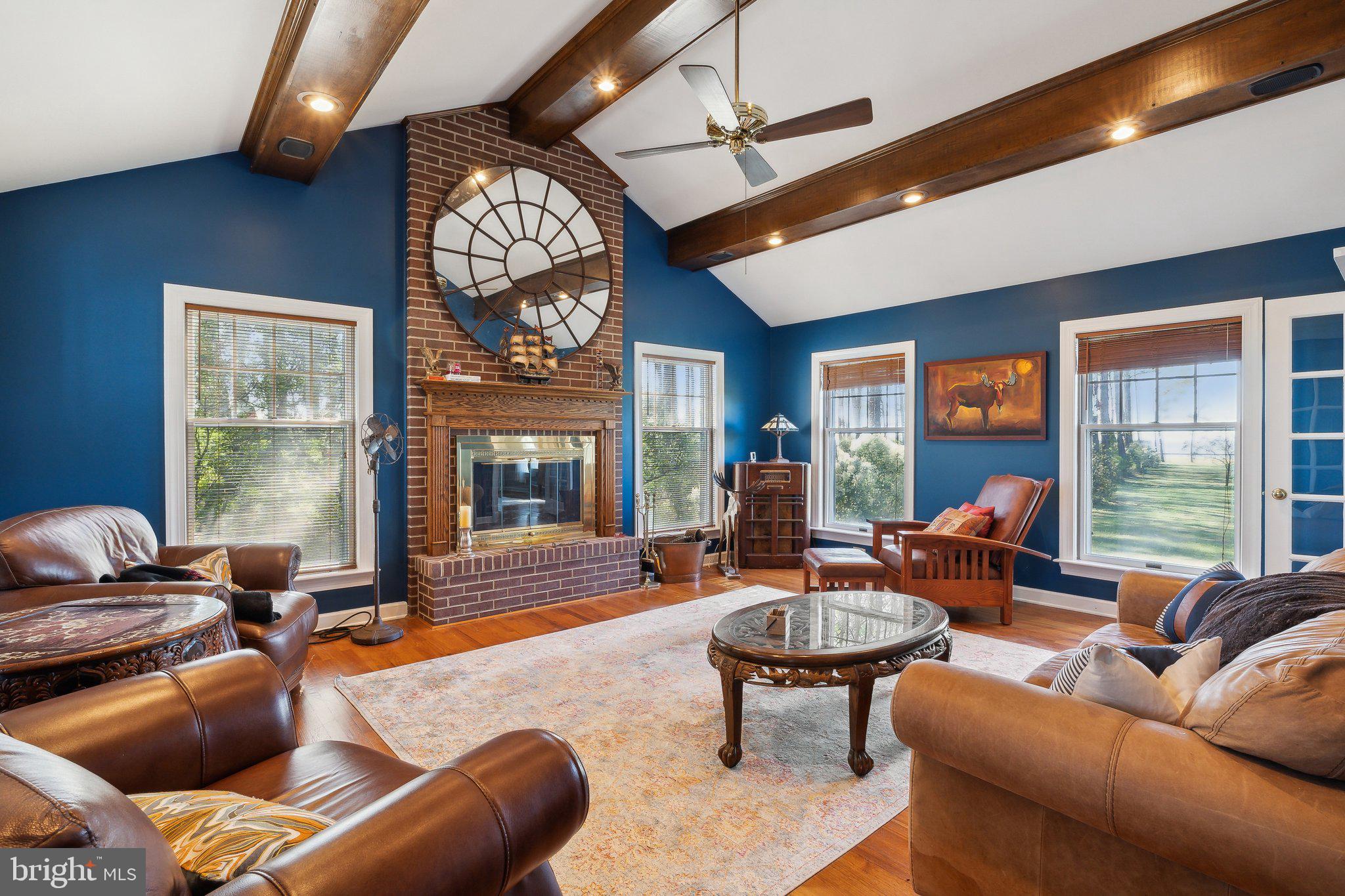 RAGGED POINT - Residential