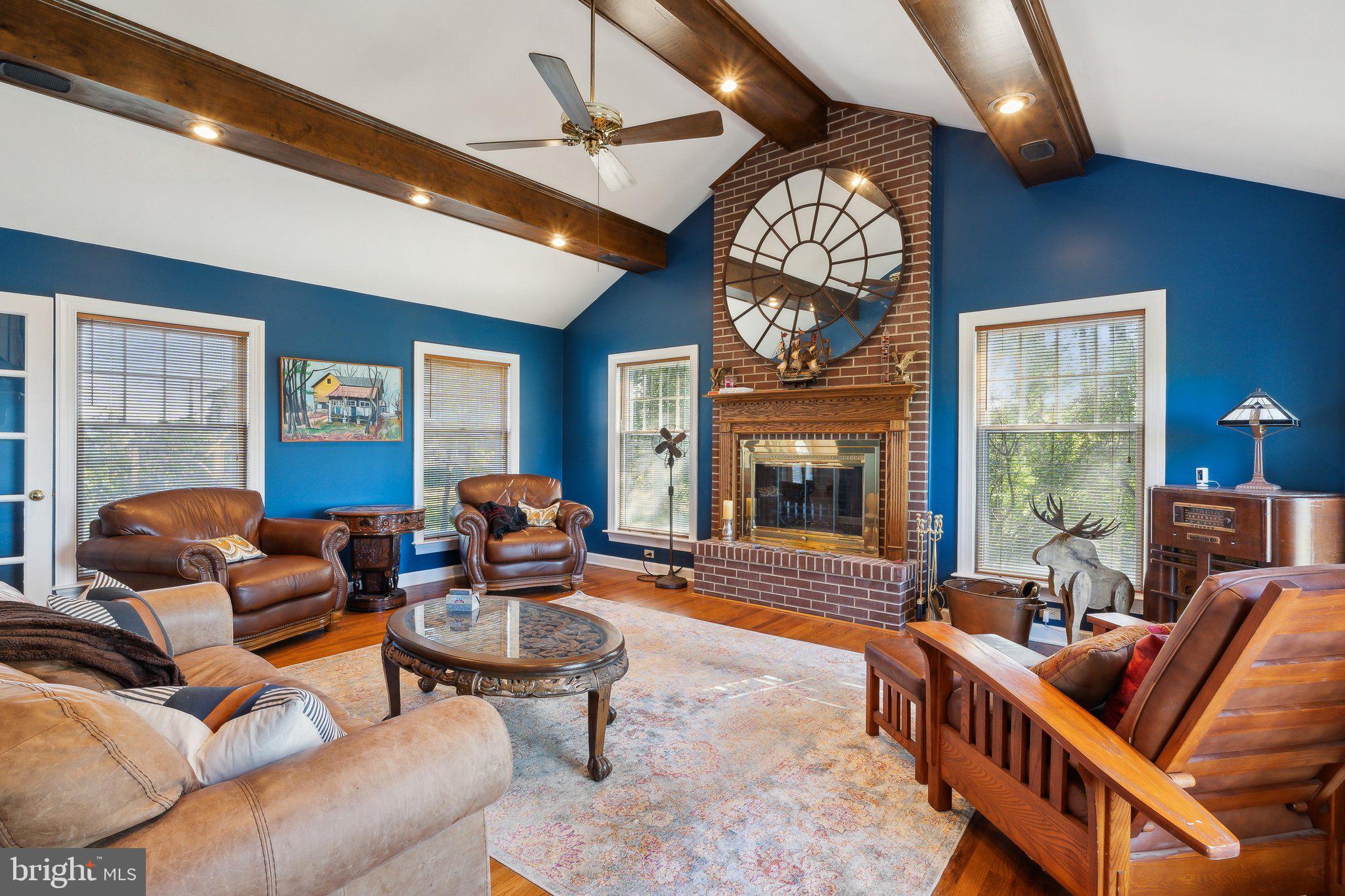 RAGGED POINT - Residential