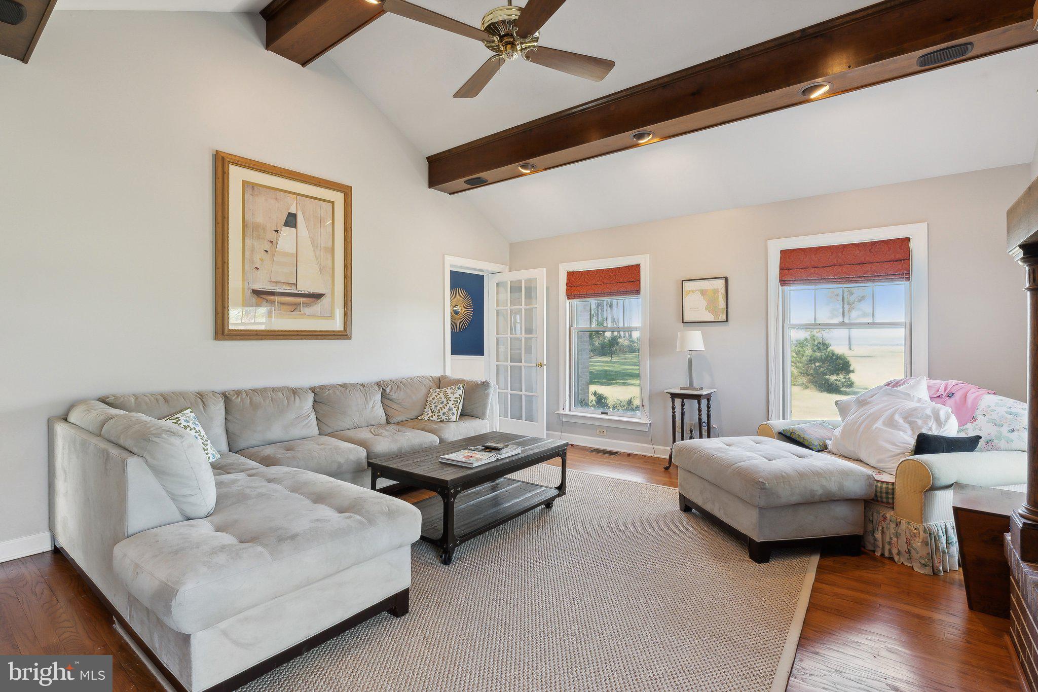 RAGGED POINT - Residential