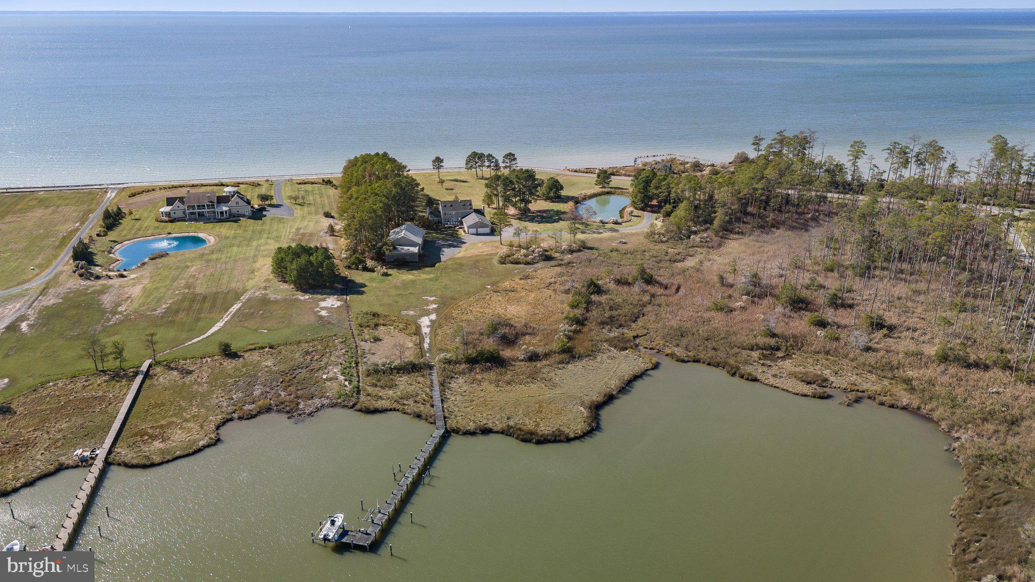 RAGGED POINT - Residential