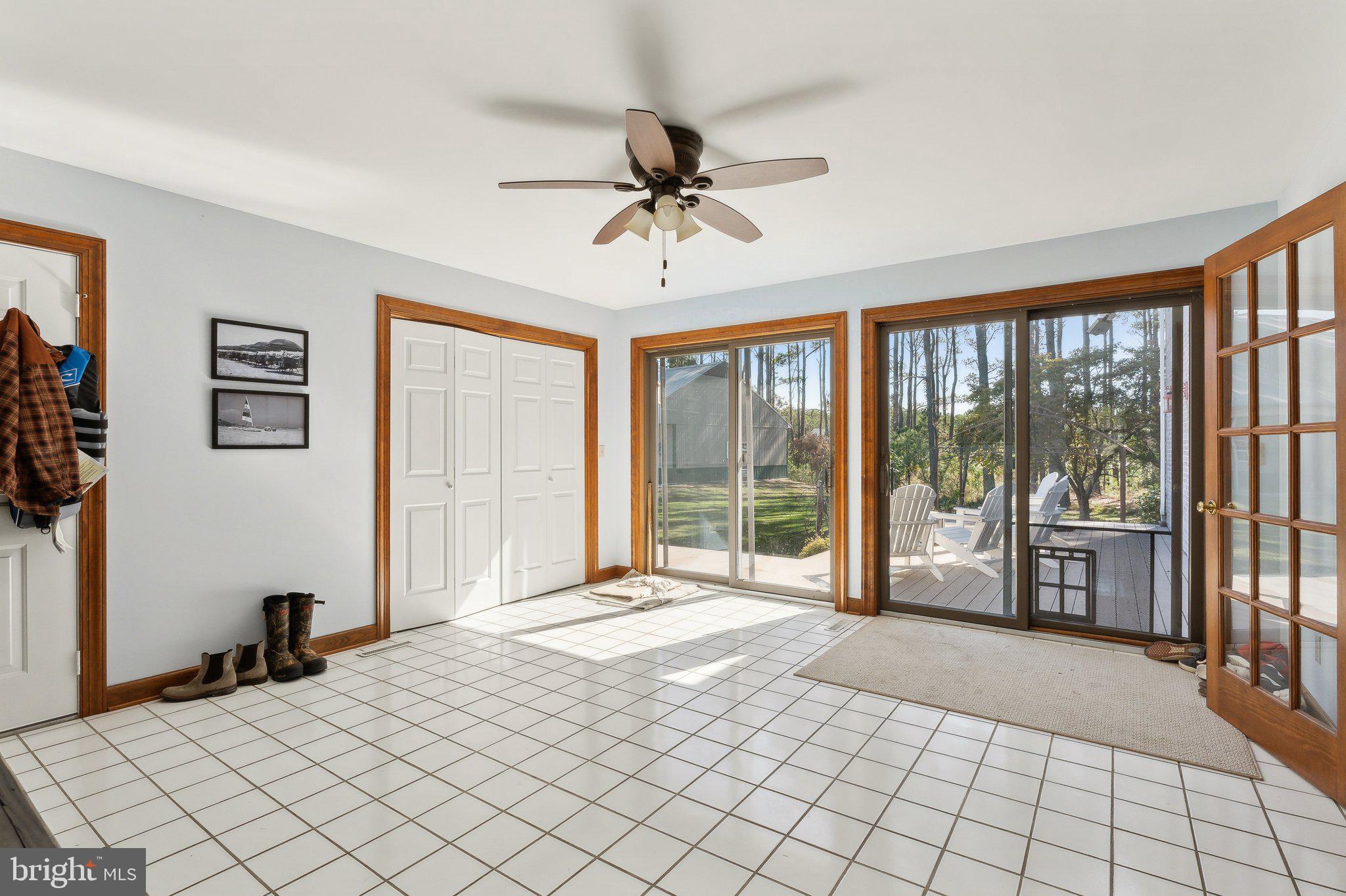 RAGGED POINT - Residential