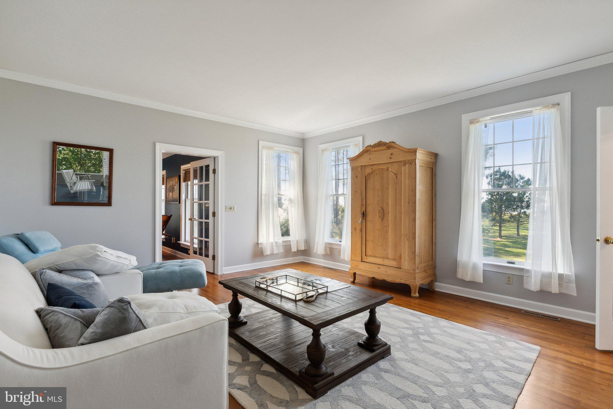RAGGED POINT - Residential