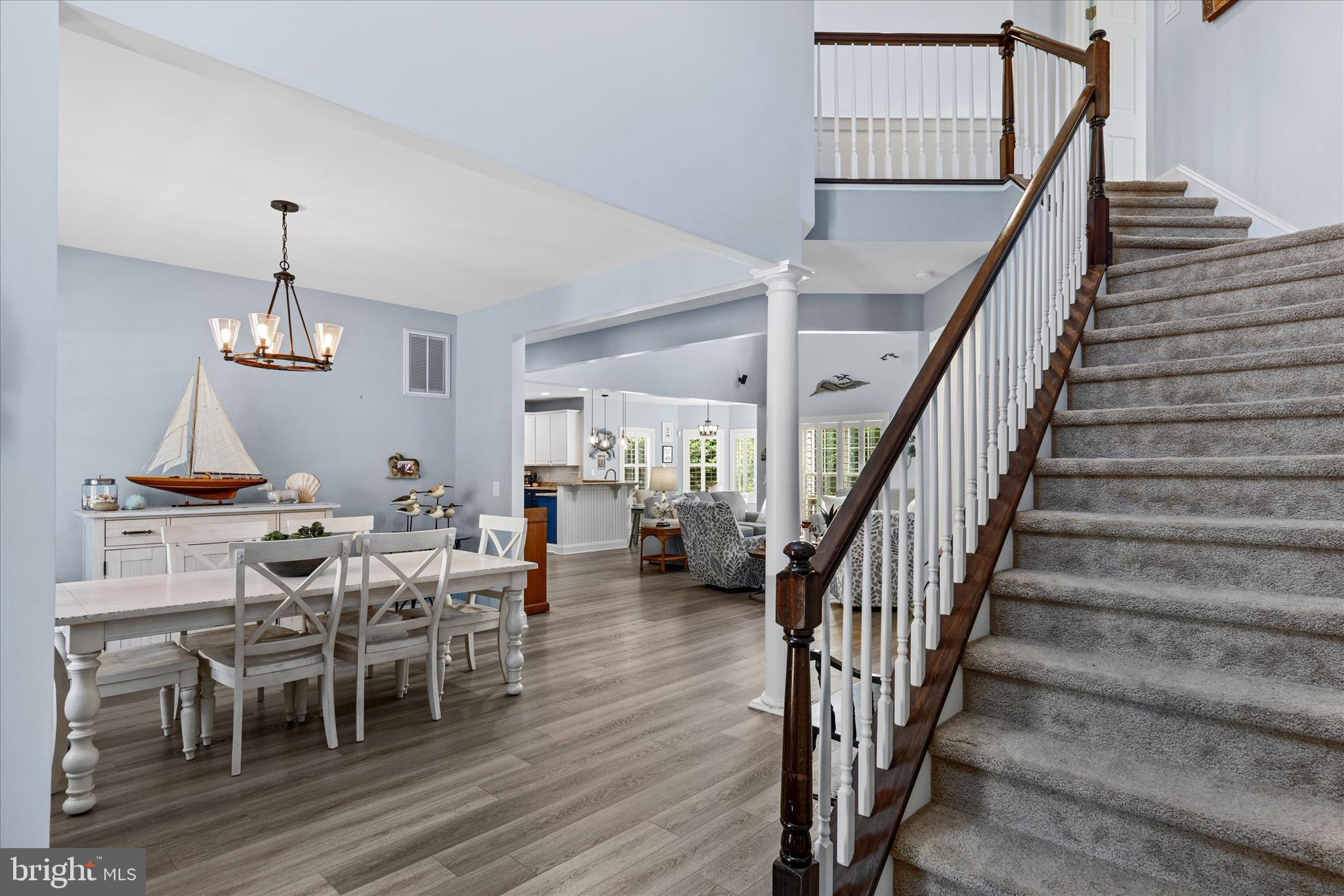 BAY COLONY - Residential