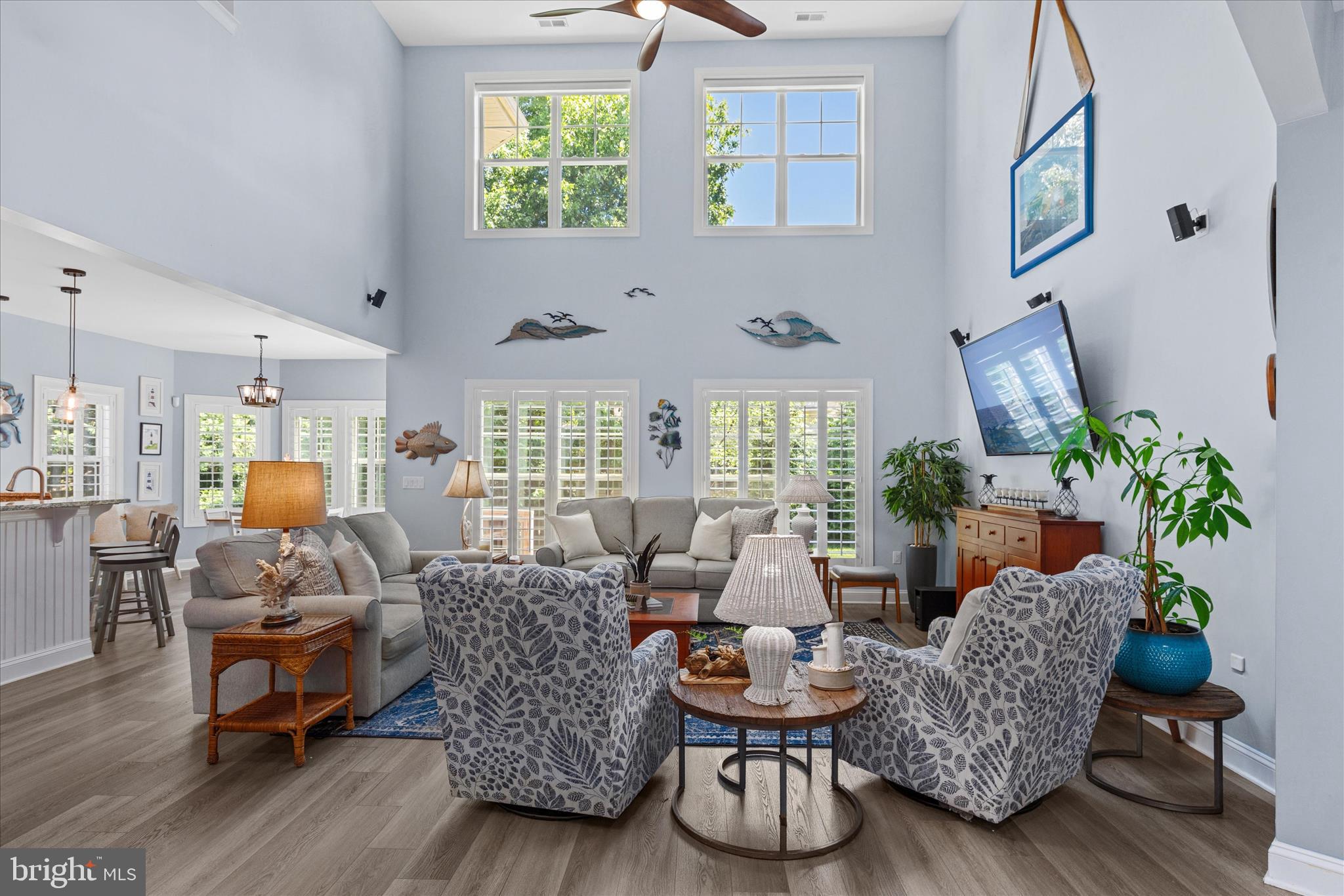 BAY COLONY - Residential