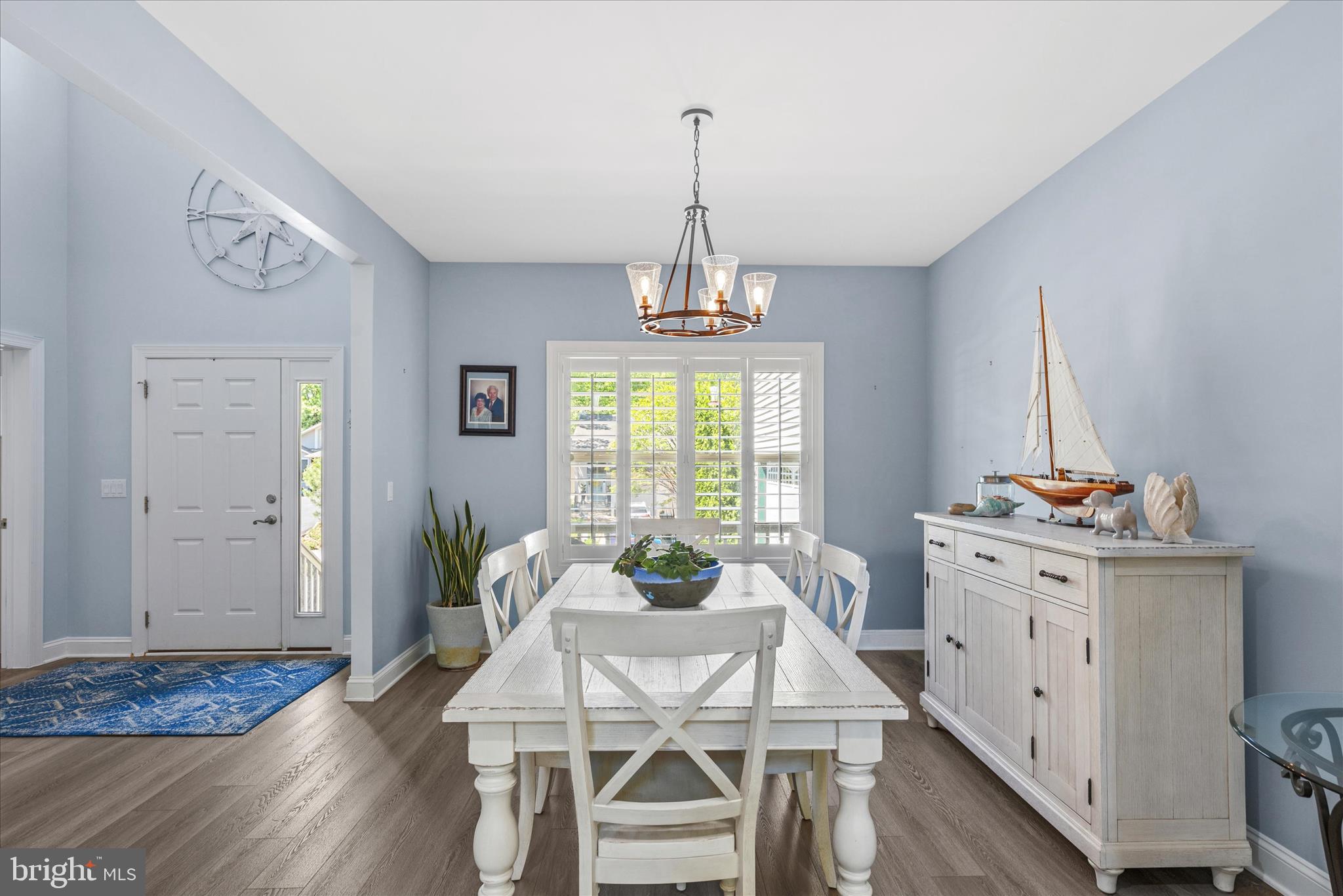 BAY COLONY - Residential