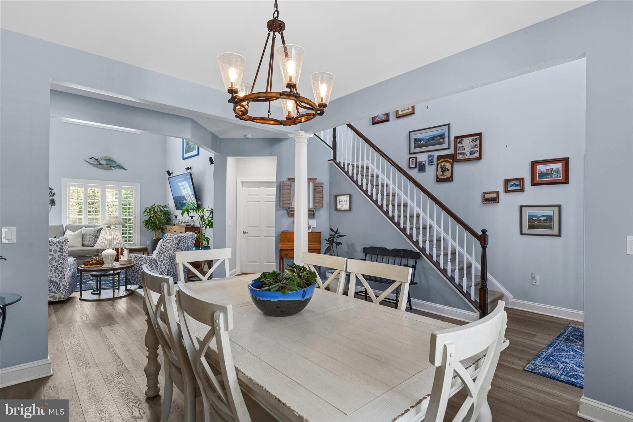 BAY COLONY - Residential