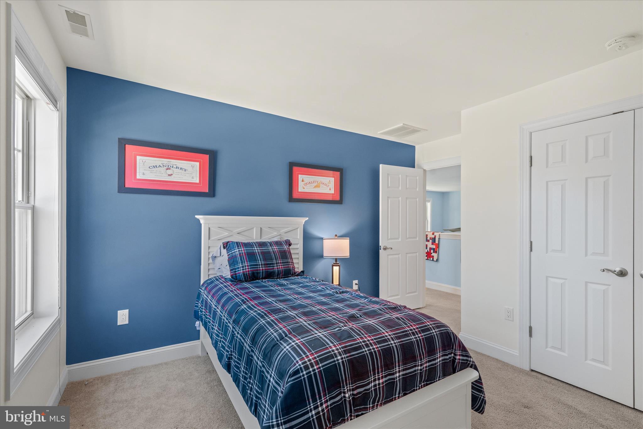 BAY COLONY - Residential