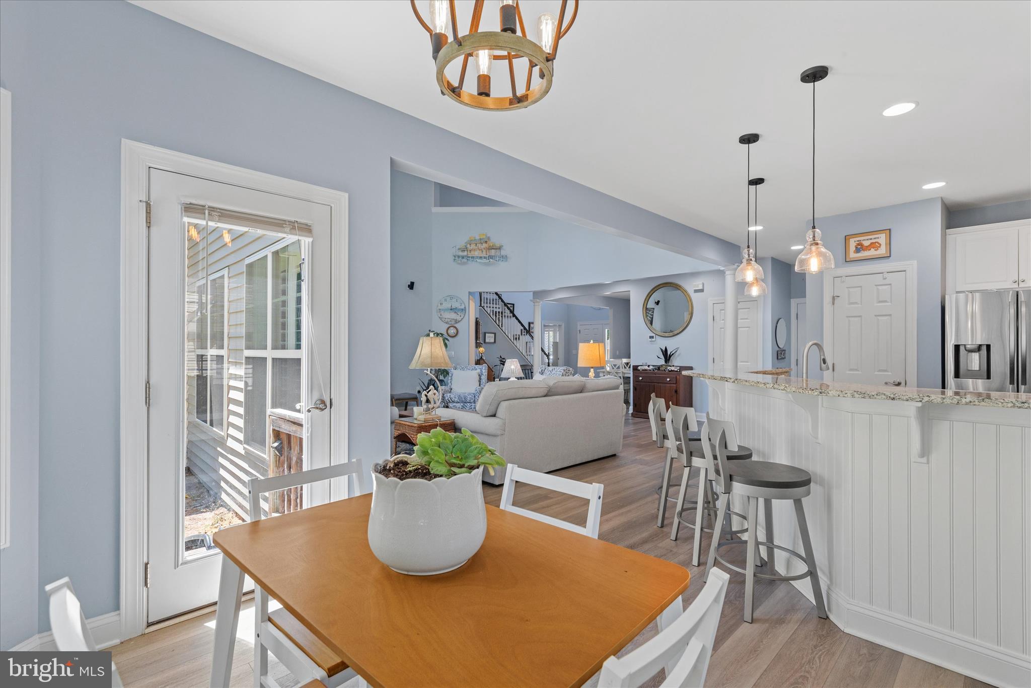 BAY COLONY - Residential