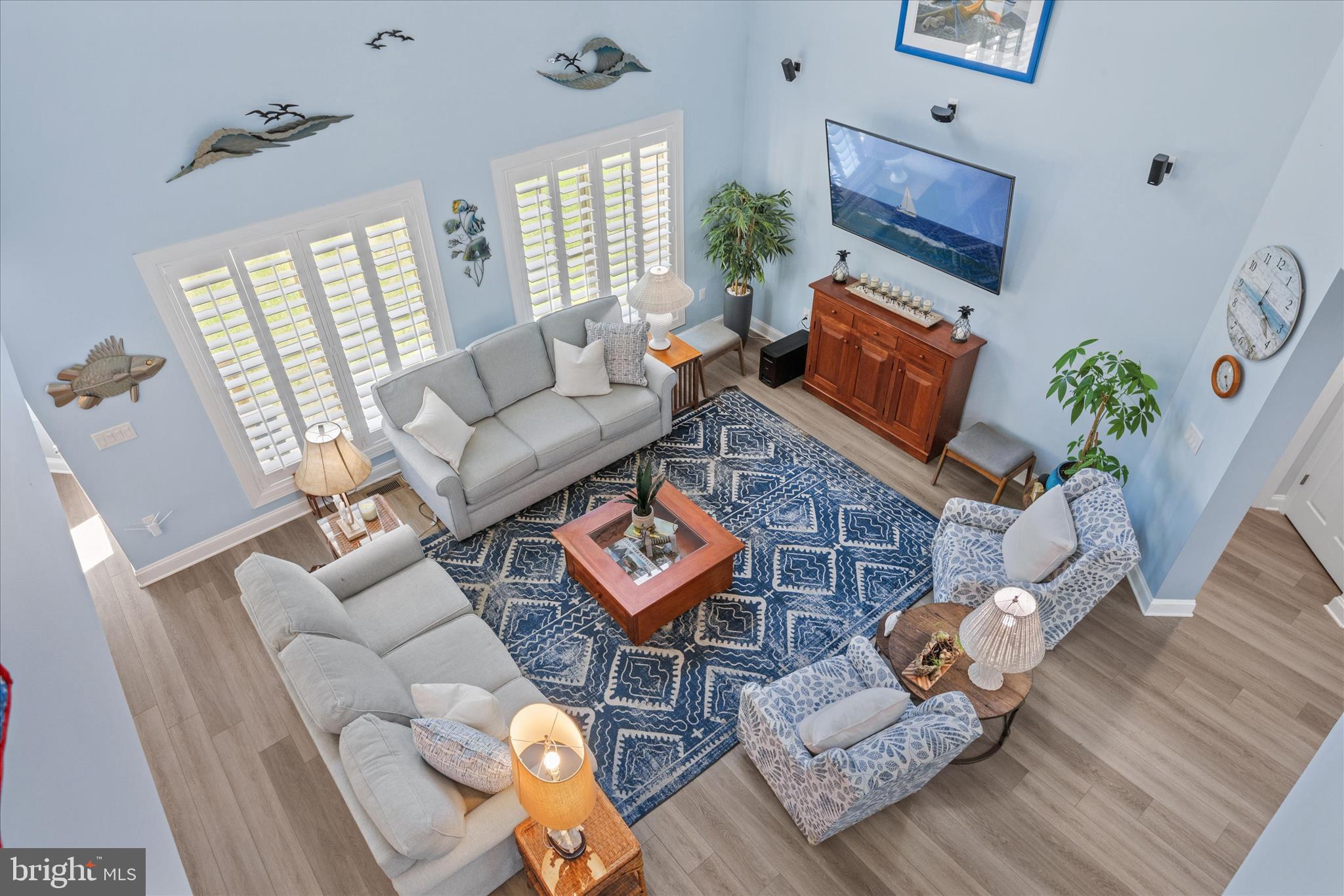 BAY COLONY - Residential