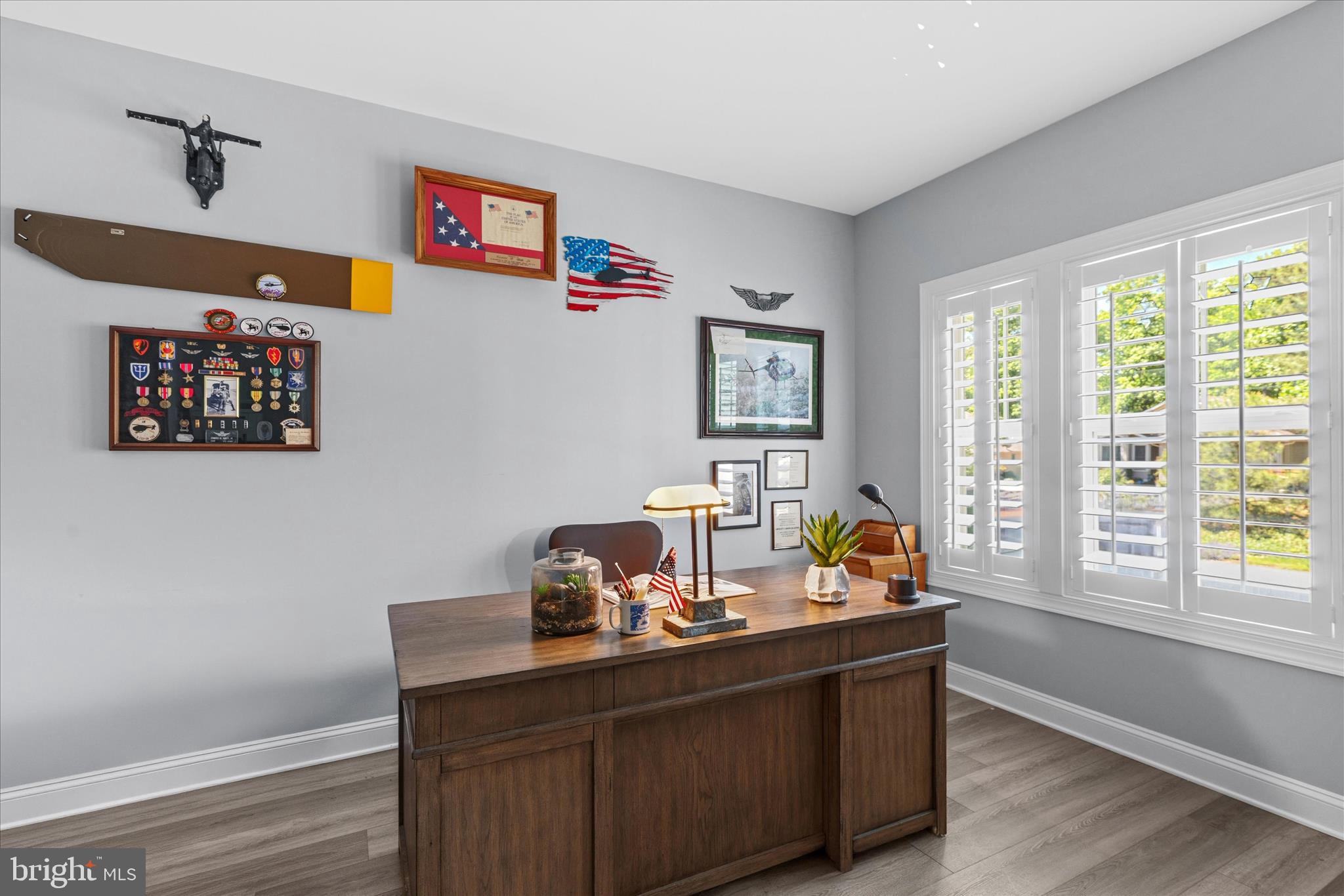 BAY COLONY - Residential