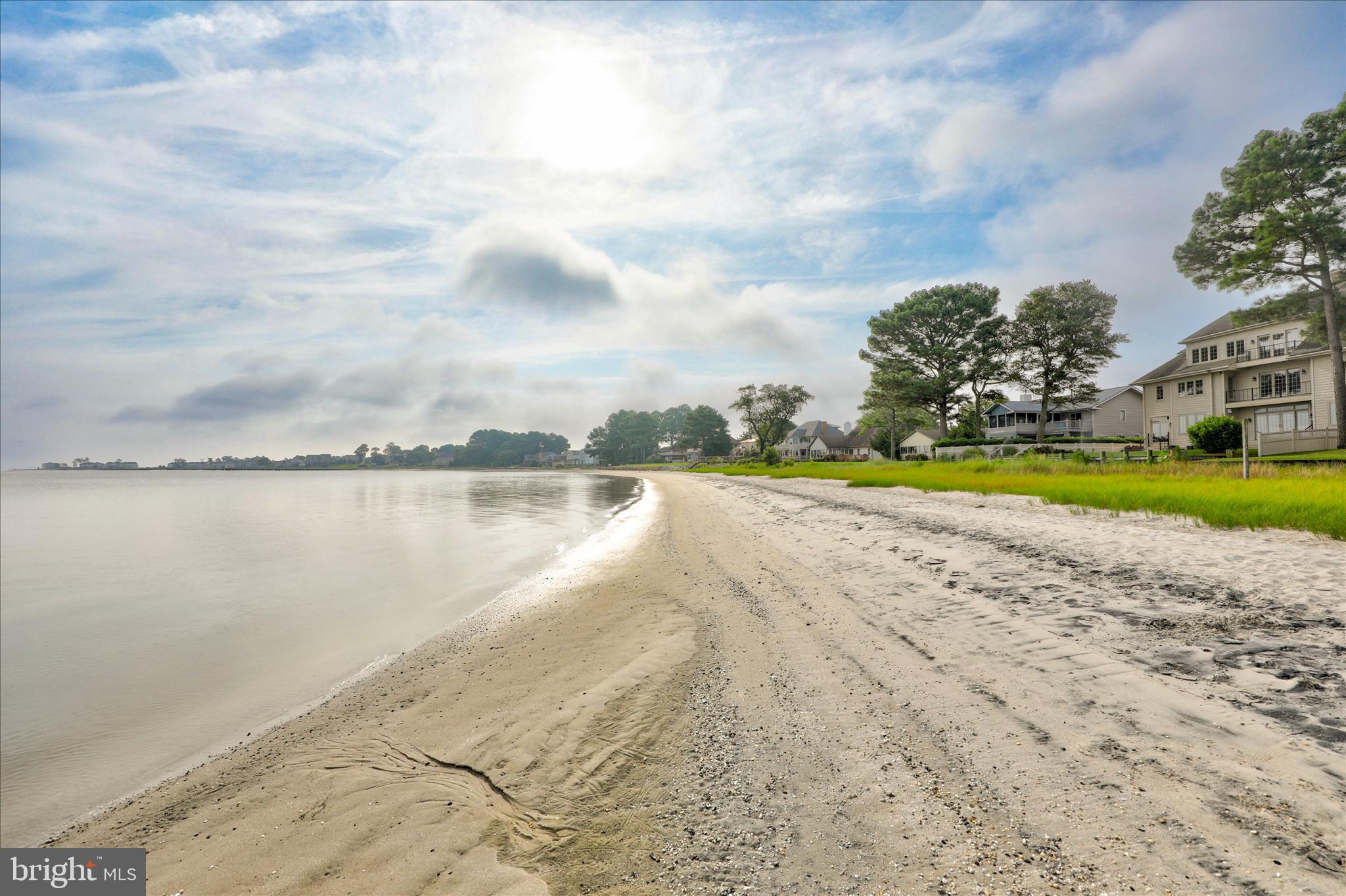 BAY COLONY - Residential