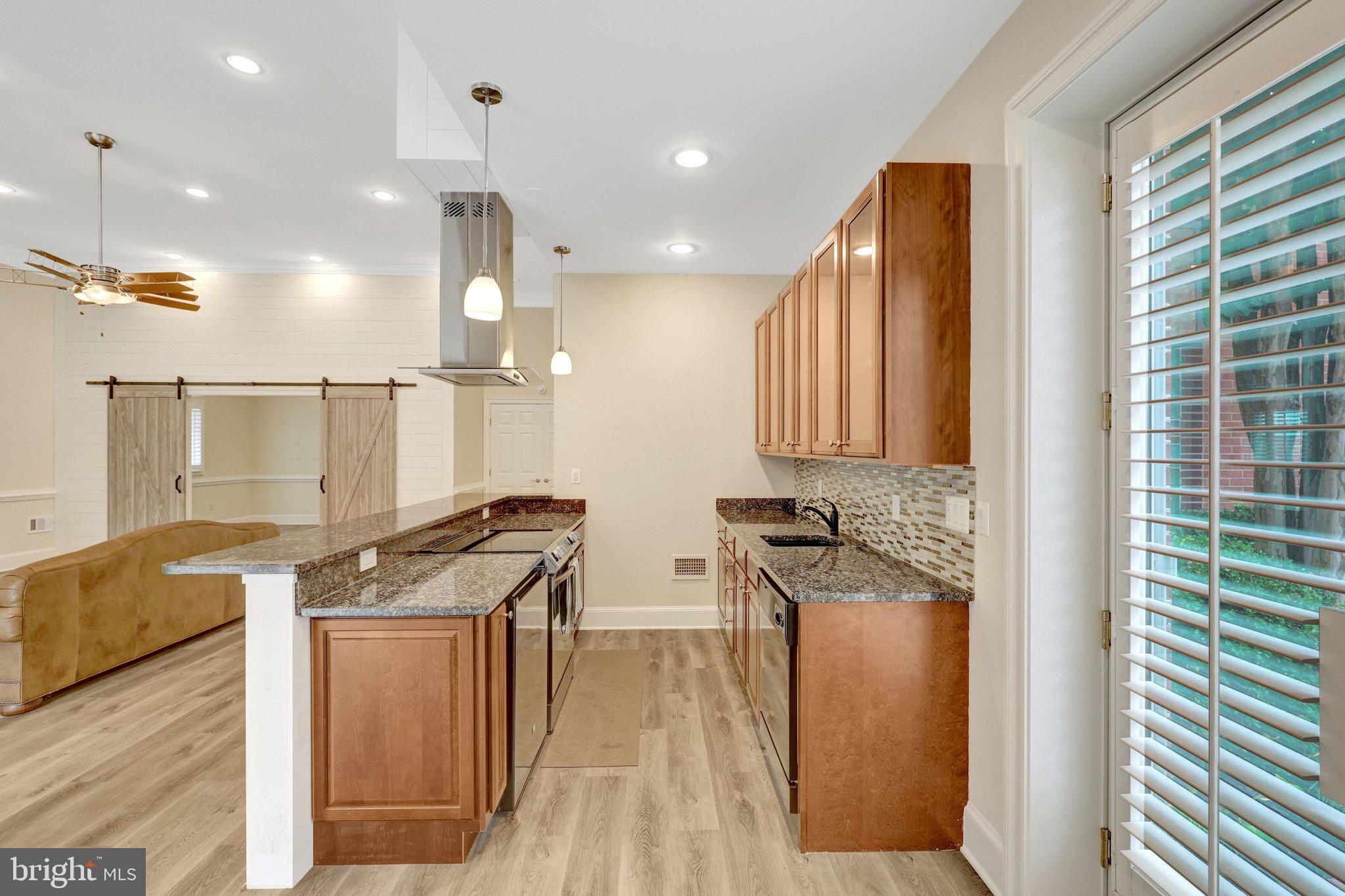MADRILLON FARMS - Residential