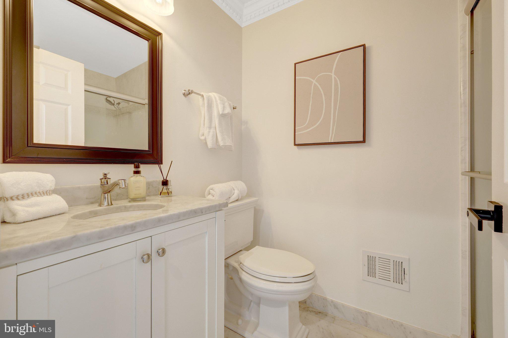 MADRILLON FARMS - Residential