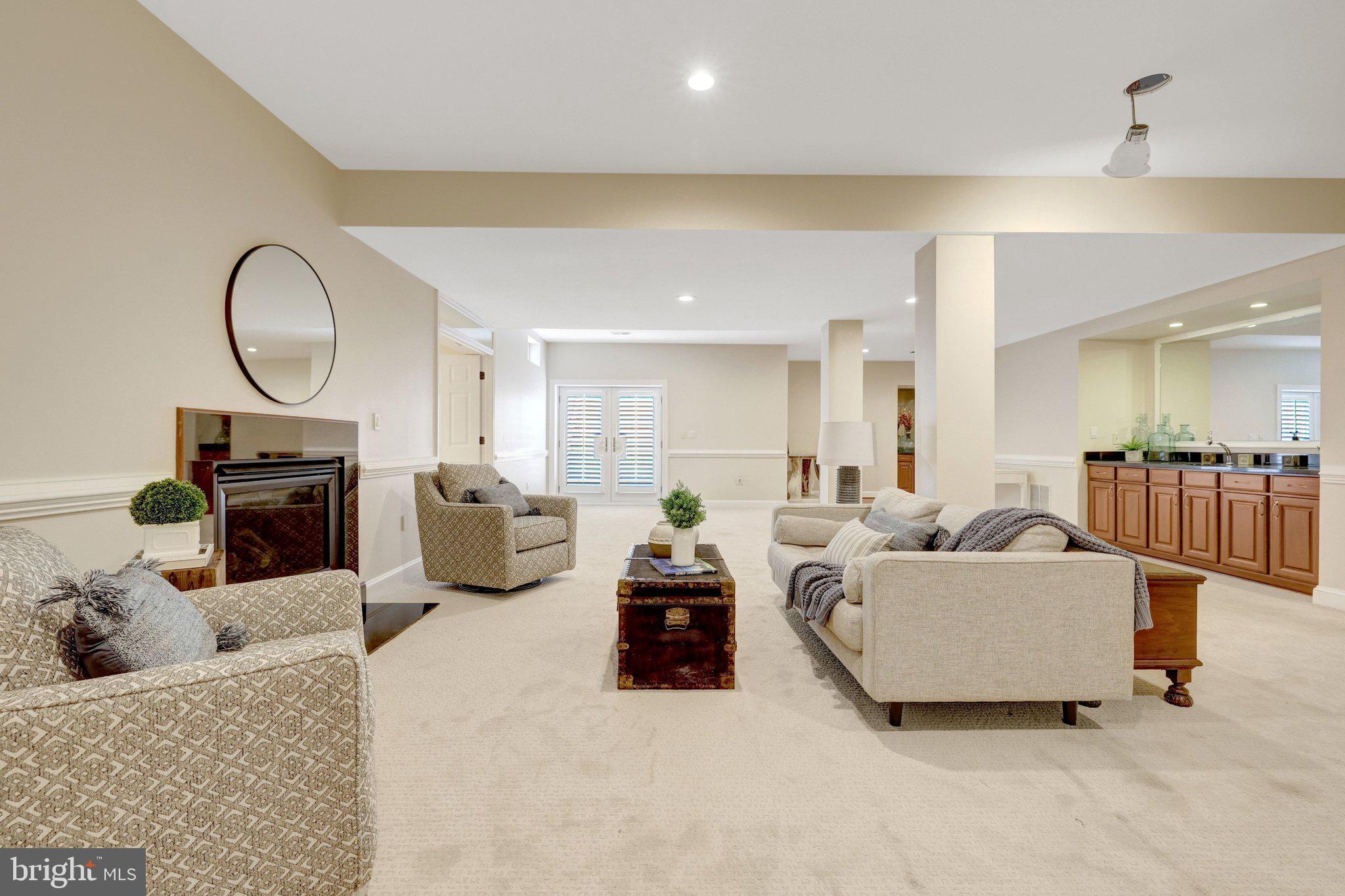MADRILLON FARMS - Residential