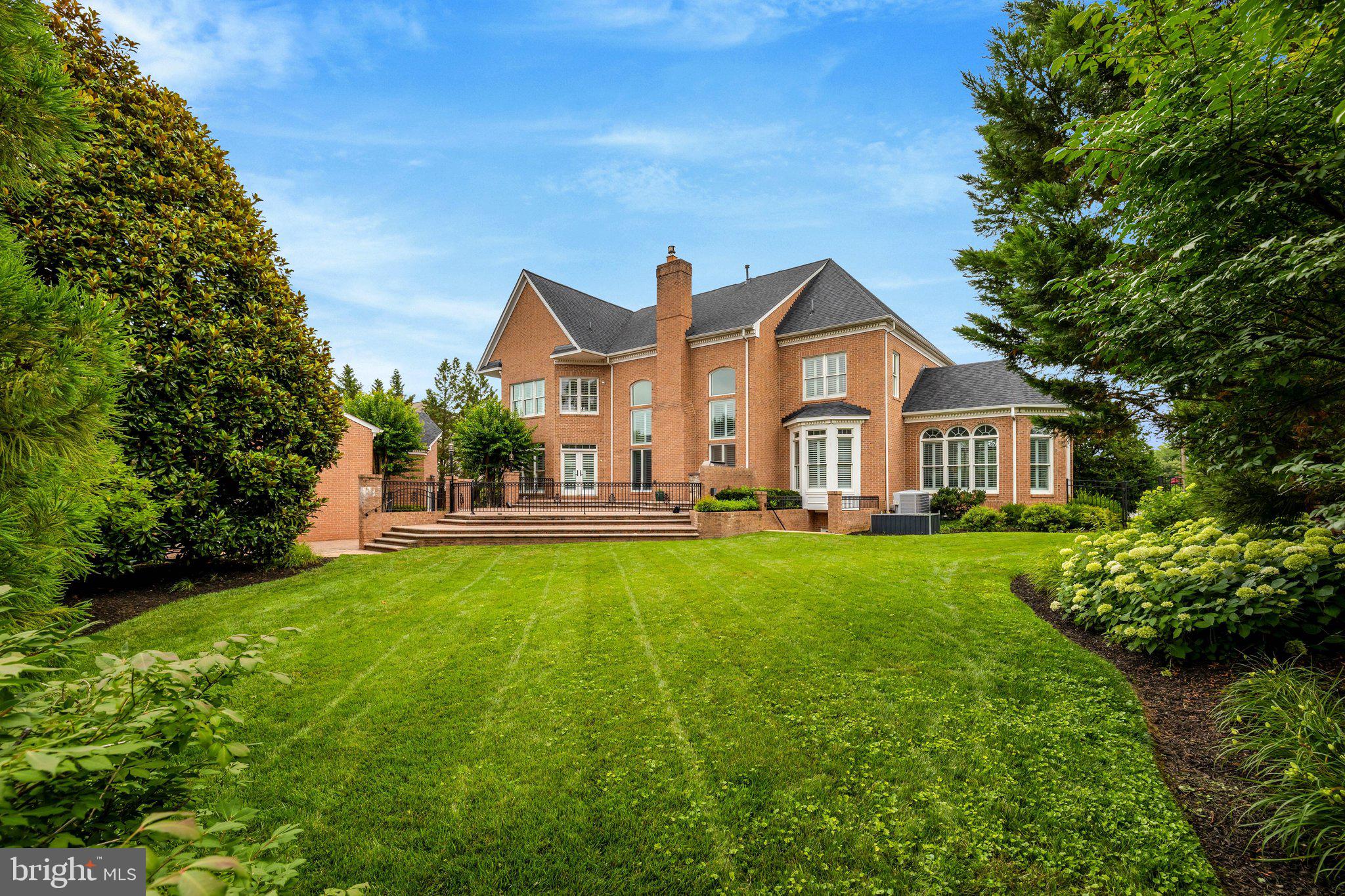MADRILLON FARMS - Residential