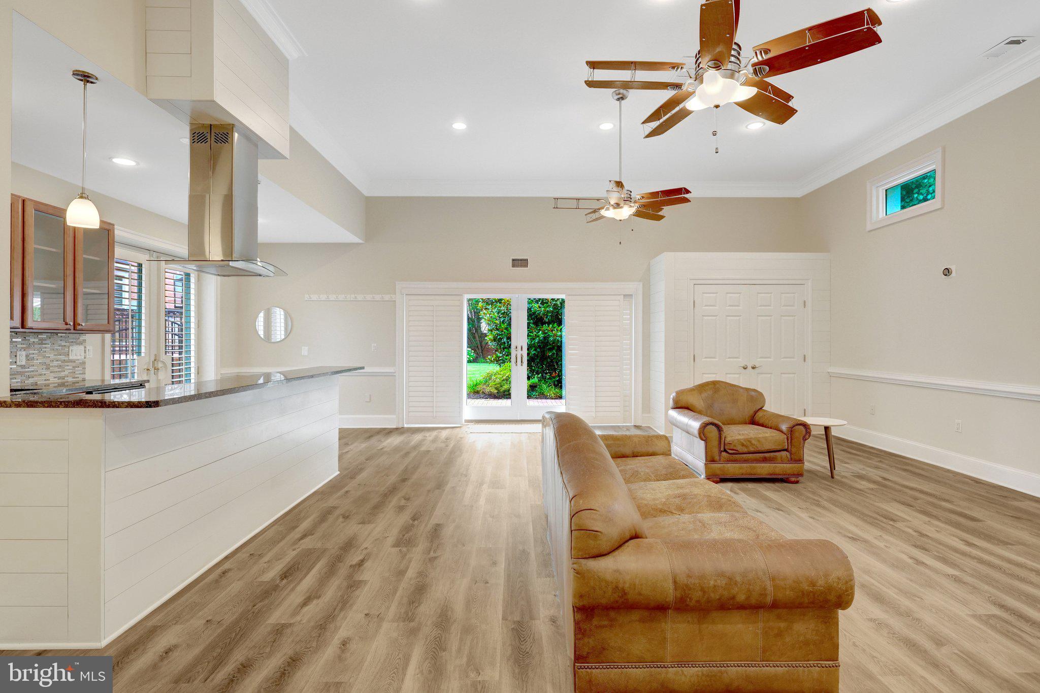 MADRILLON FARMS - Residential