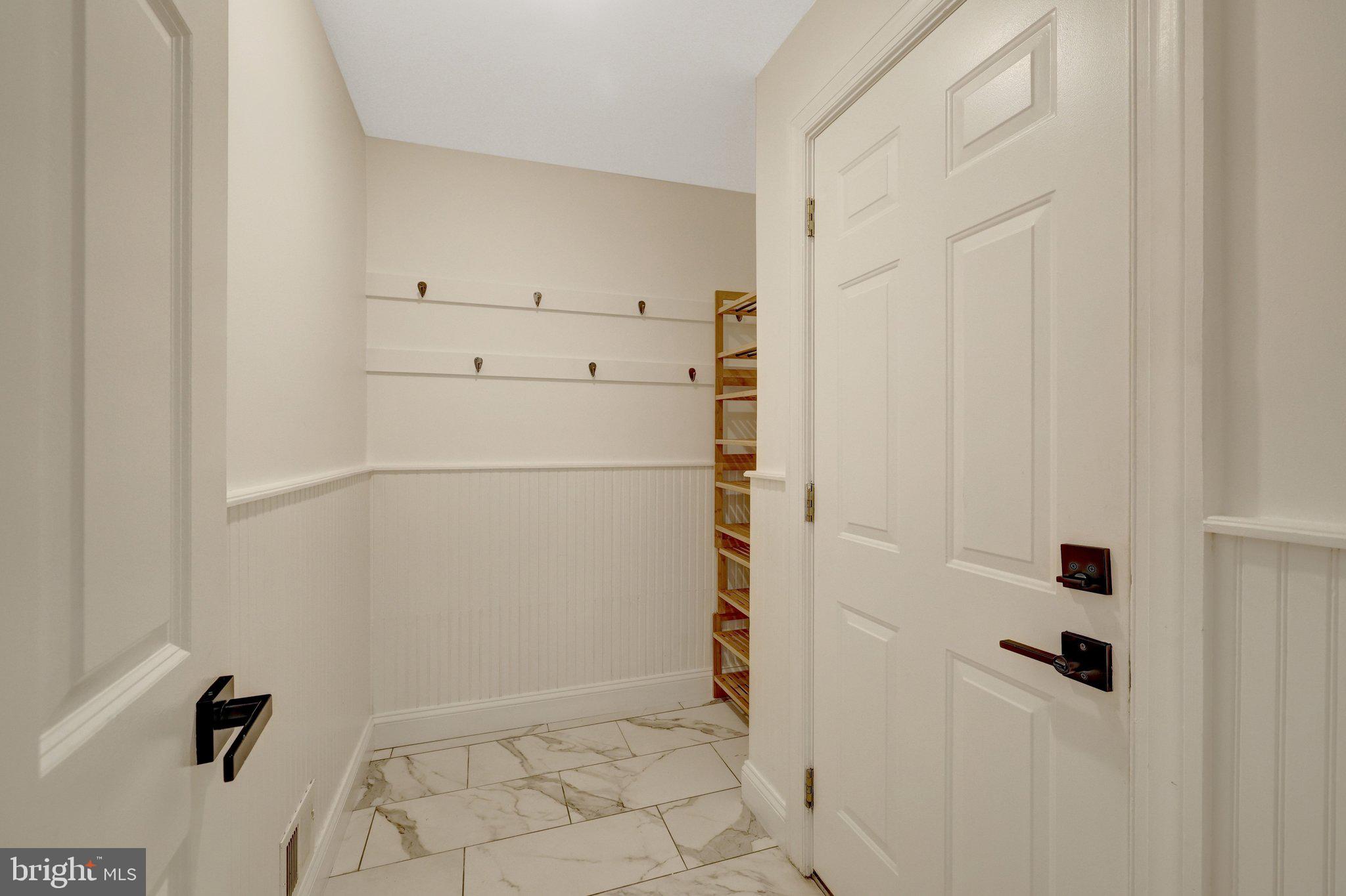 MADRILLON FARMS - Residential