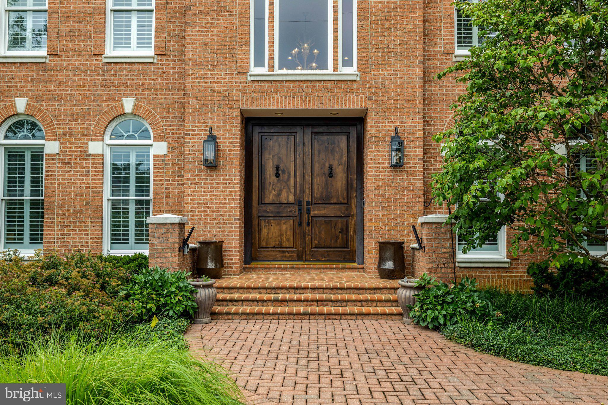 MADRILLON FARMS - Residential