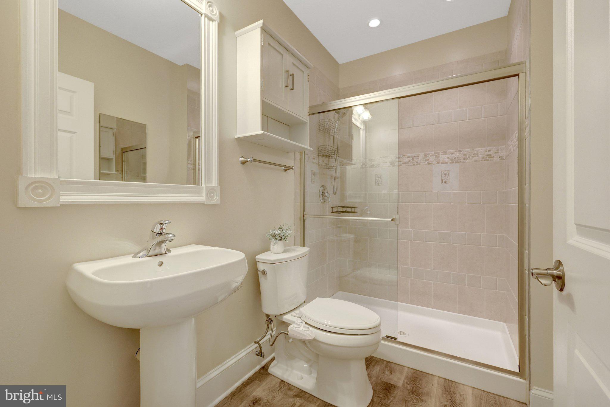 MADRILLON FARMS - Residential