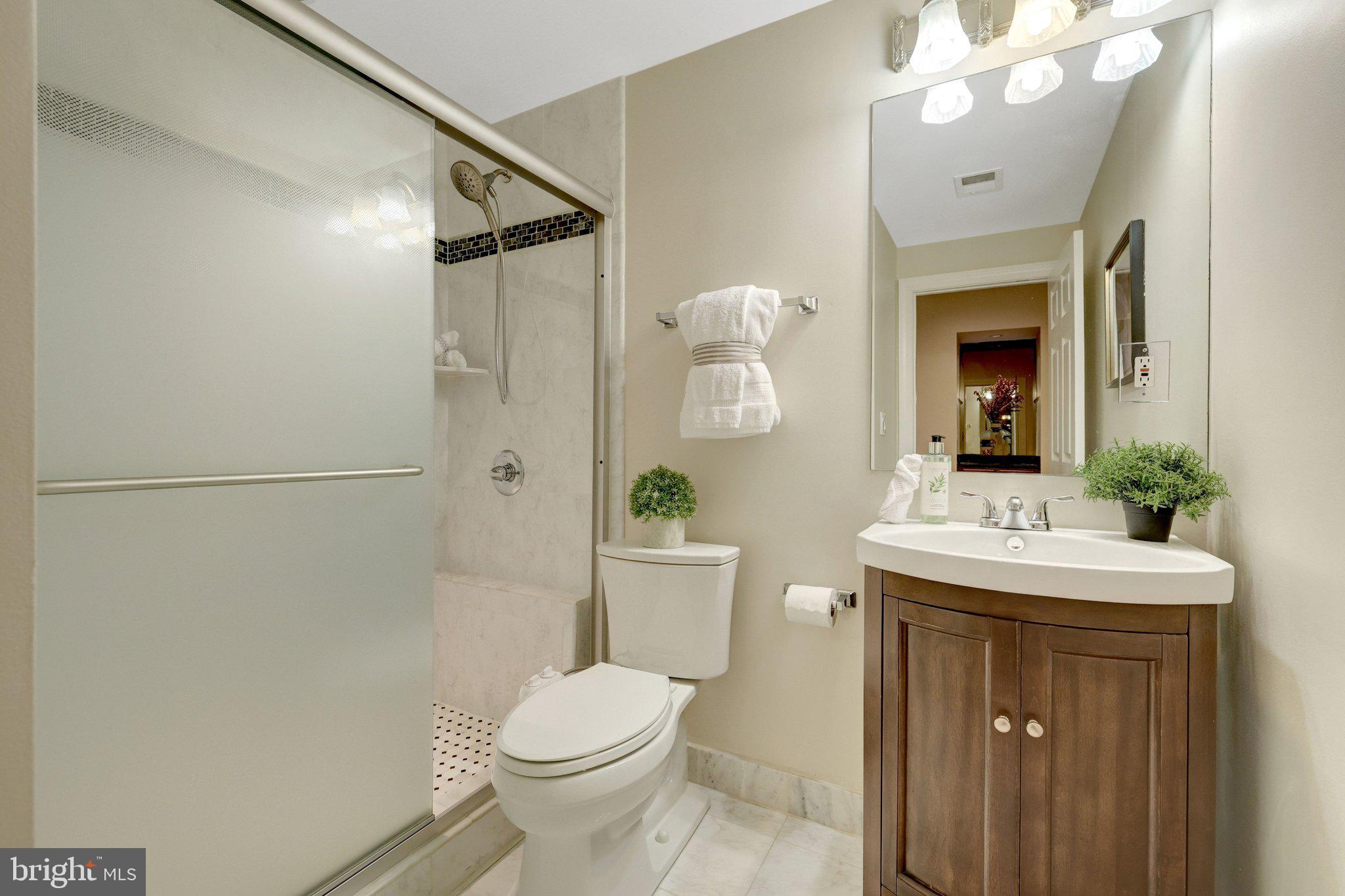 MADRILLON FARMS - Residential
