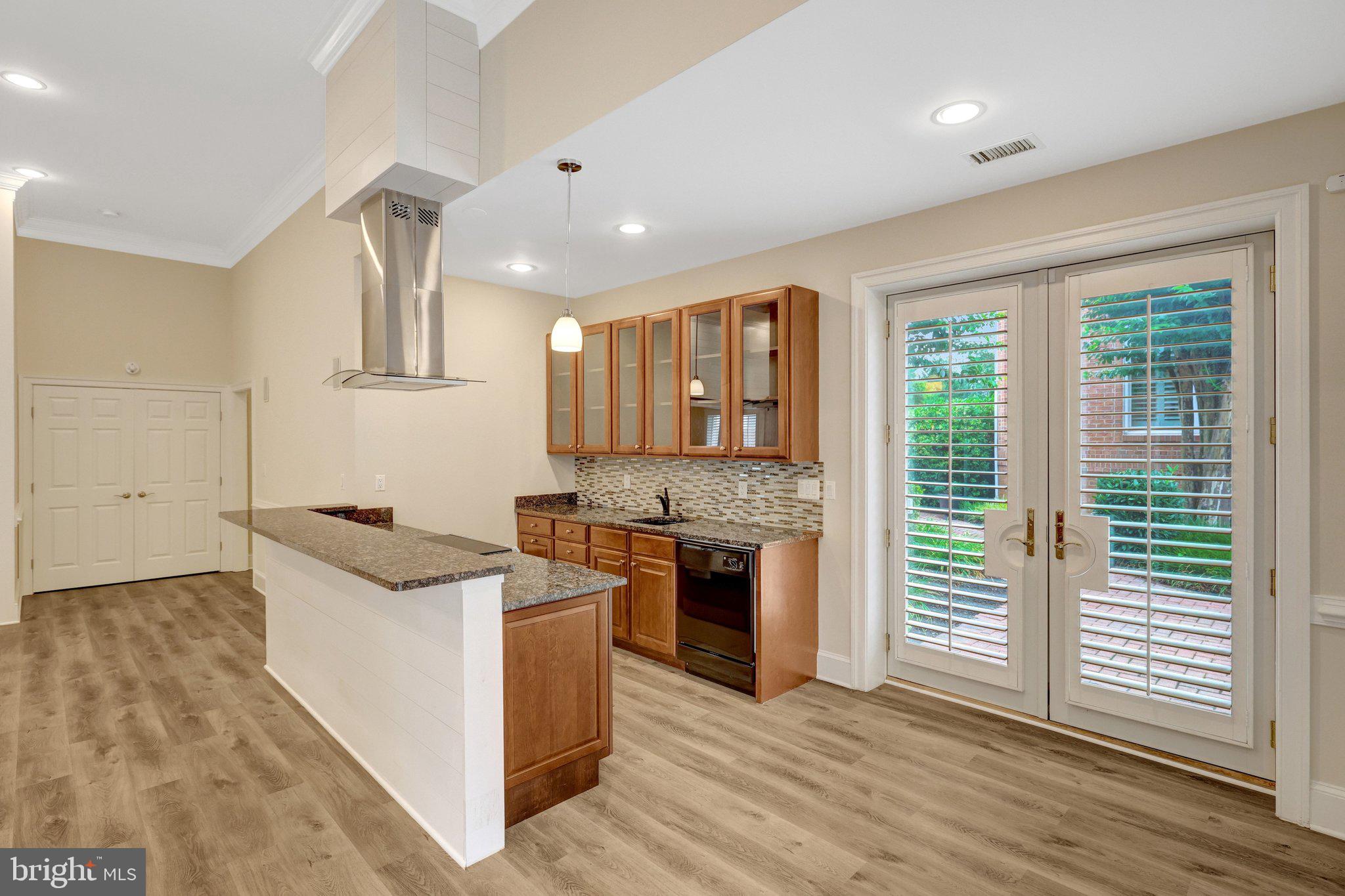MADRILLON FARMS - Residential