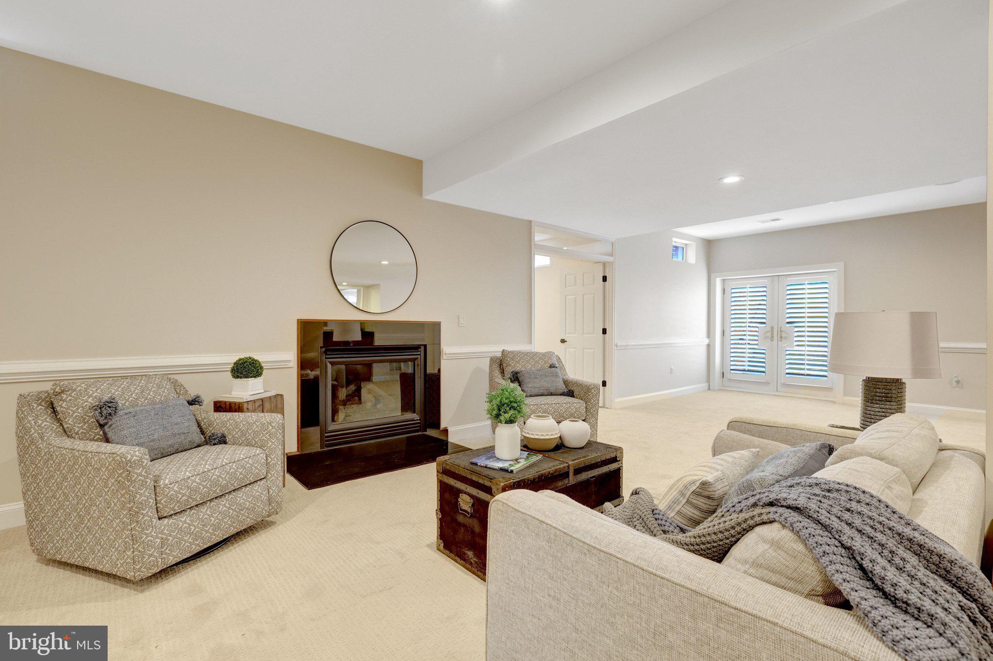 MADRILLON FARMS - Residential