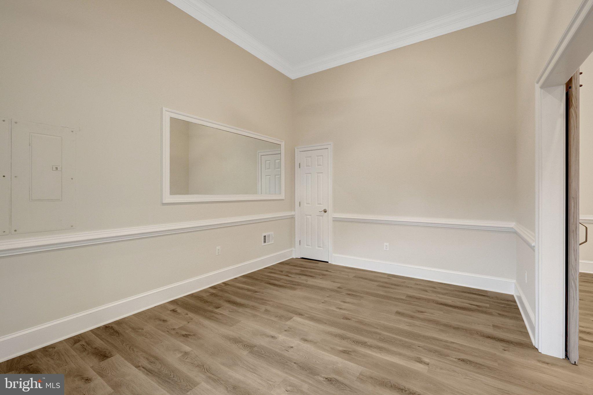 MADRILLON FARMS - Residential